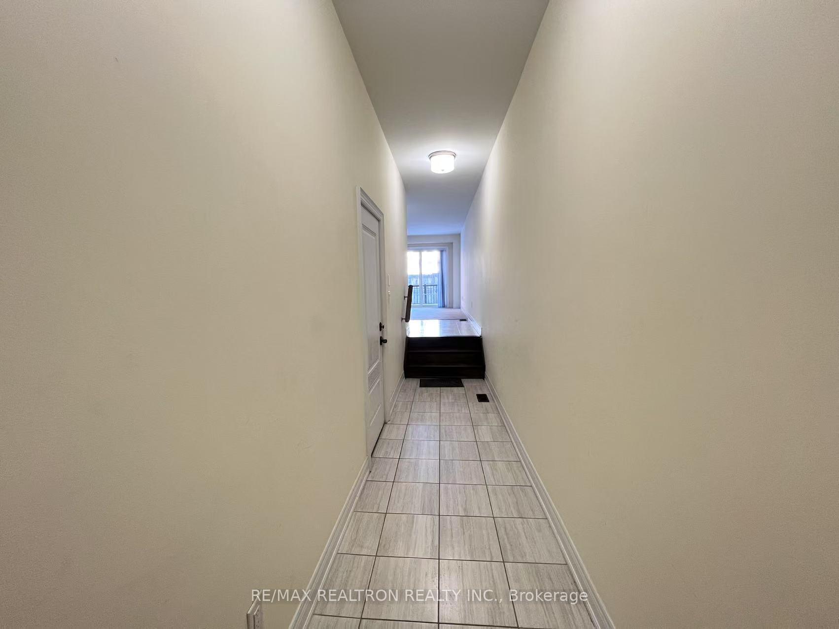 Photo 2 of 6 Creekvally Lane, Markham, Angus Glen — HOMEH