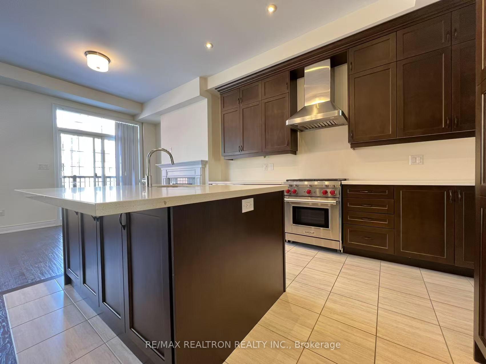 Photo 7 of 6 Creekvally Lane, Markham, Angus Glen — HOMEH