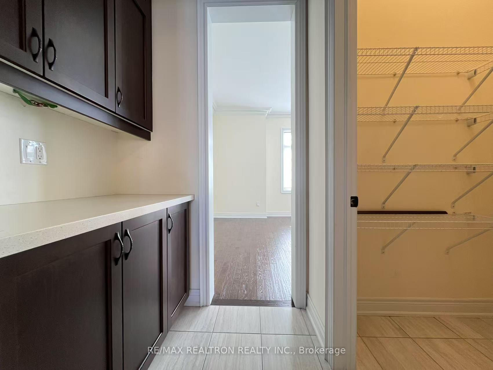 Photo 9 of 6 Creekvally Lane, Markham, Angus Glen — HOMEH