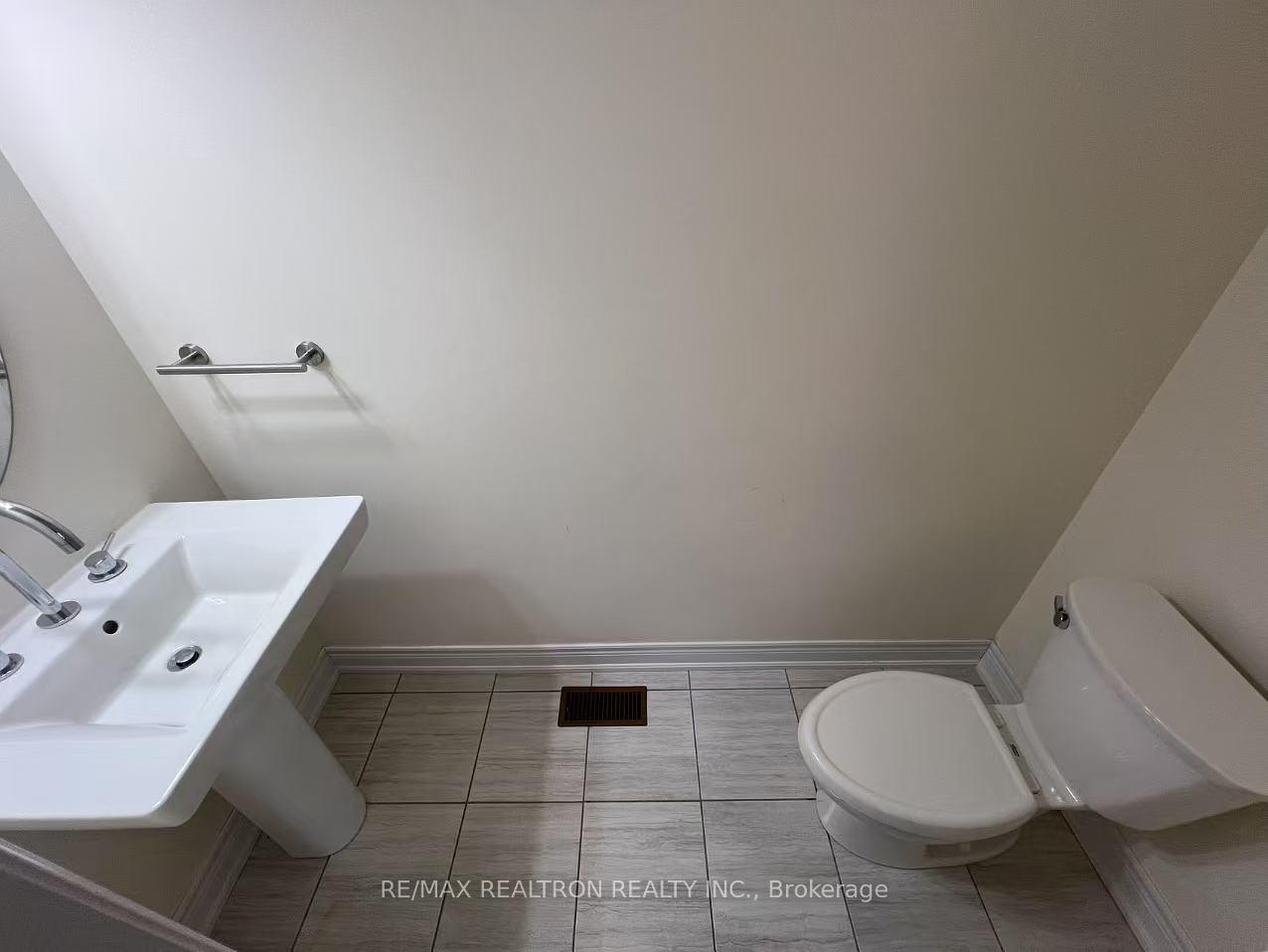 Photo 22 of 6 Creekvally Lane, Markham, Angus Glen — HOMEH