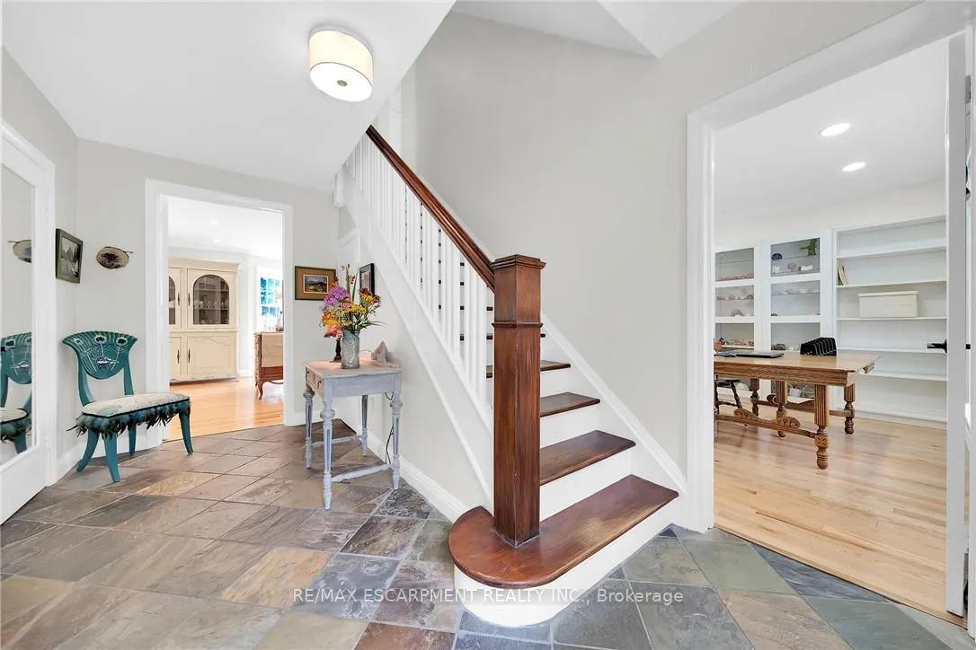 Photo 5 of 14 Simcoe Boulevard, Norfolk, Simcoe — HOMEH