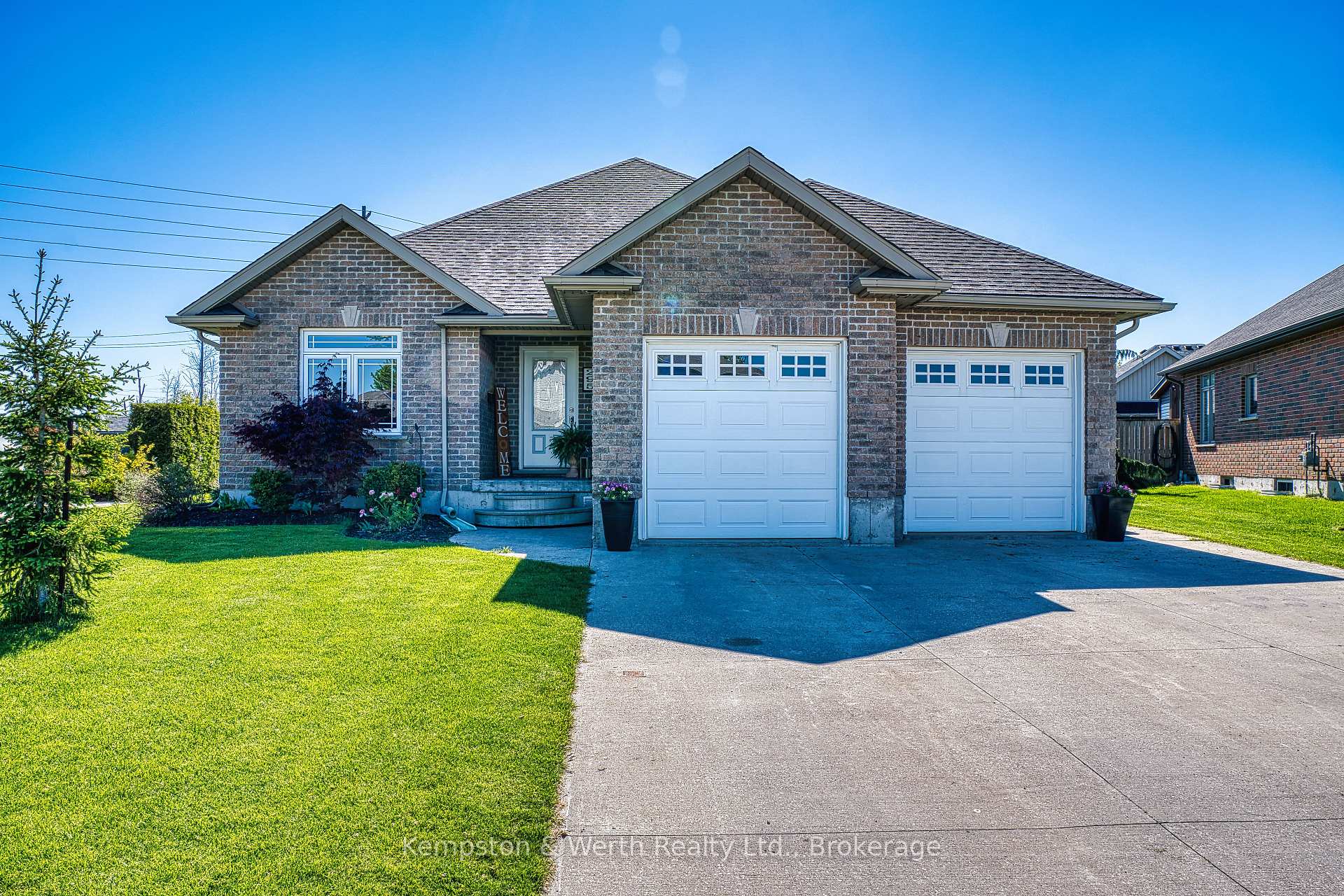 Photo 2 of 295 Anger Street E, North Perth, Listowel — HOMEH