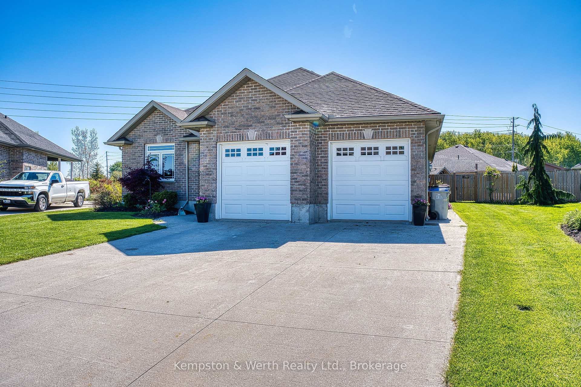 Photo 3 of 295 Anger Street E, North Perth, Listowel — HOMEH