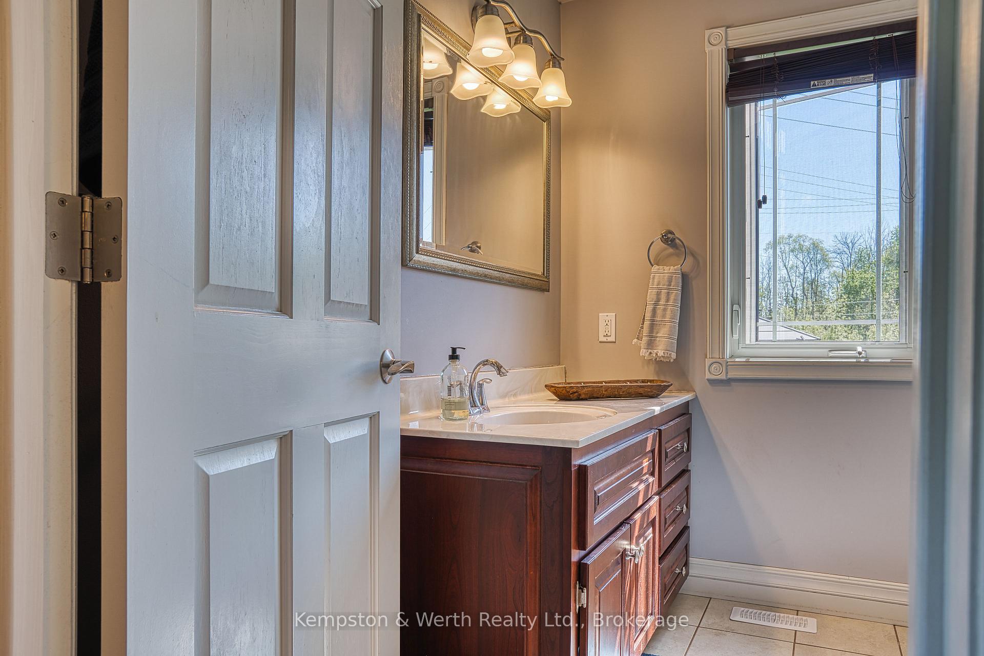 Photo 24 of 295 Anger Street E, North Perth, Listowel — HOMEH