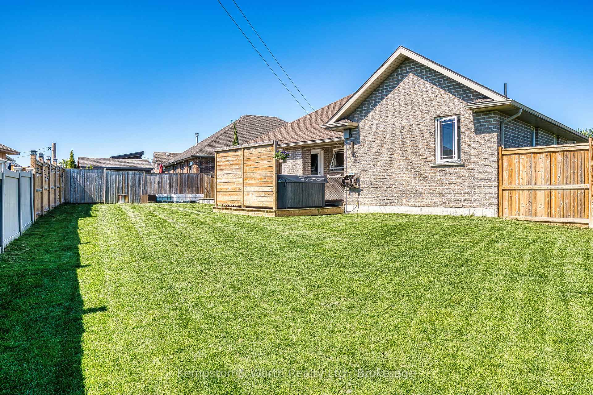 Photo 38 of 295 Anger Street E, North Perth, Listowel — HOMEH