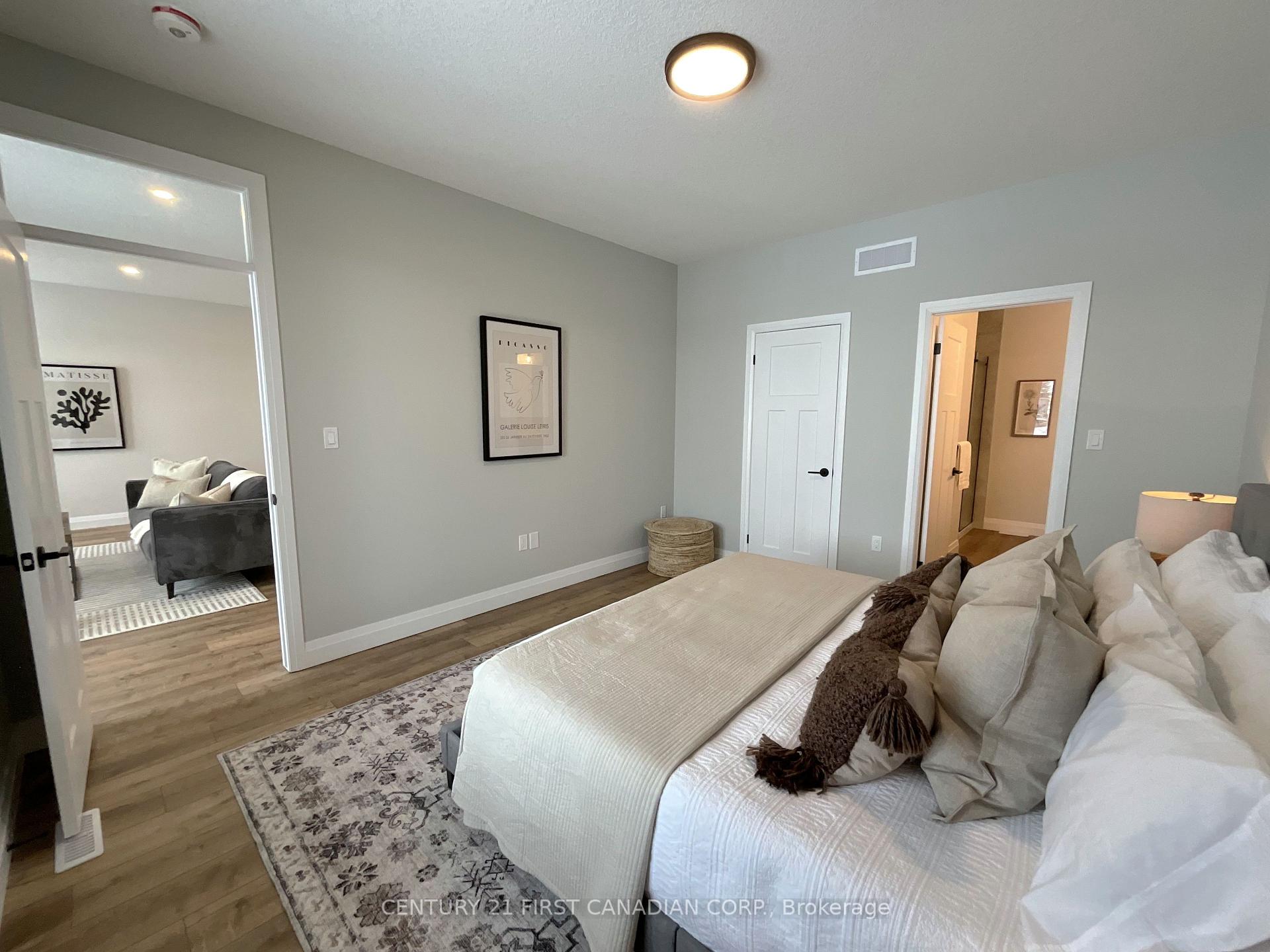Photo 21 of 54 Postma Crescent, North Middlesex, Alisa Craig — HOMEH