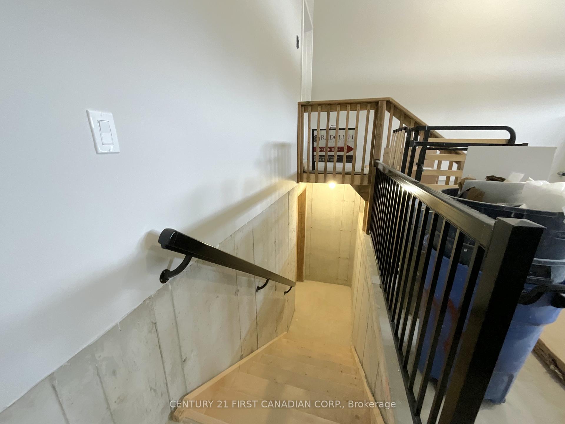 Photo 31 of 54 Postma Crescent, North Middlesex, Alisa Craig — HOMEH