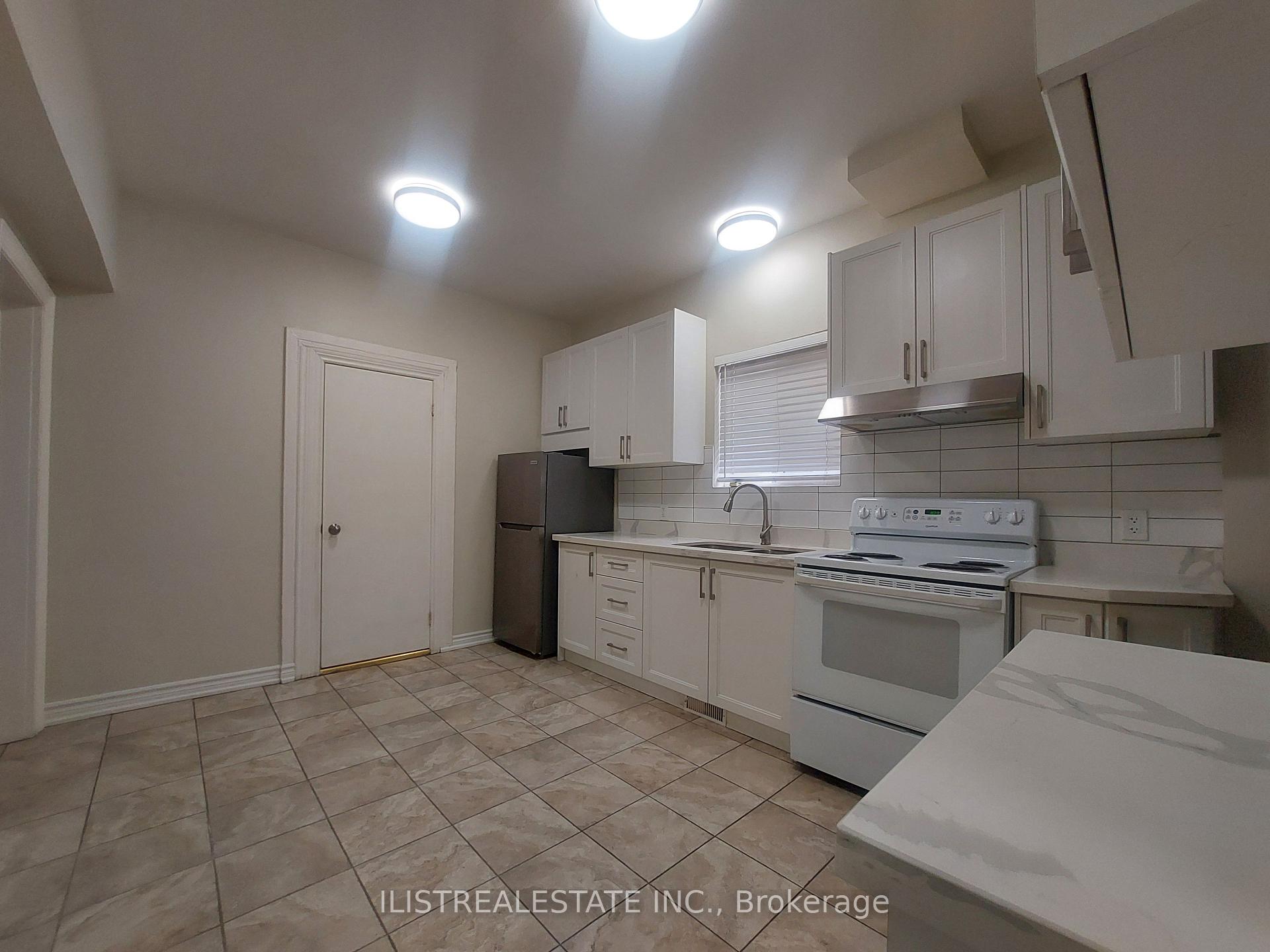 Photo 3 of 222 Athol Street E, Oshawa, Central — HOMEH