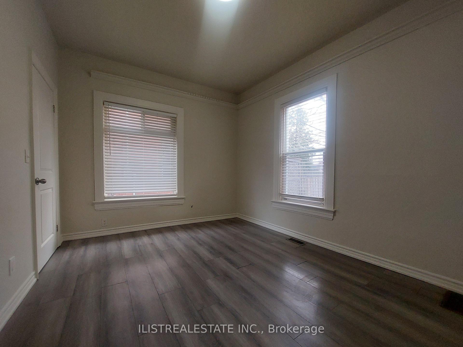 Photo 10 of 222 Athol Street E, Oshawa, Central — HOMEH