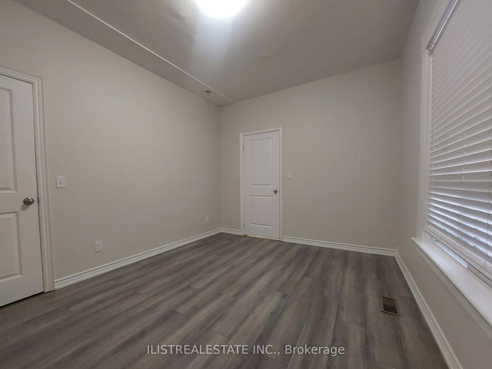 Photo 12 of 222 Athol Street E, Oshawa, Central — HOMEH