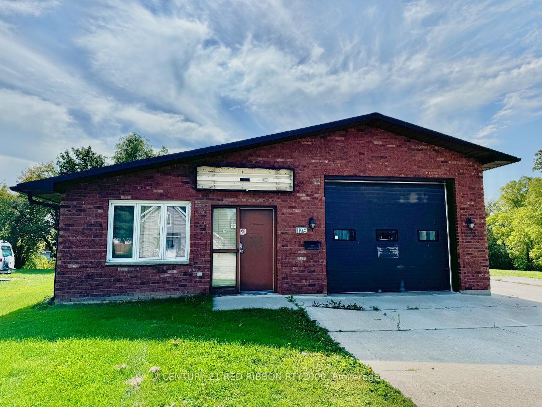 Front of 179 Mill Street