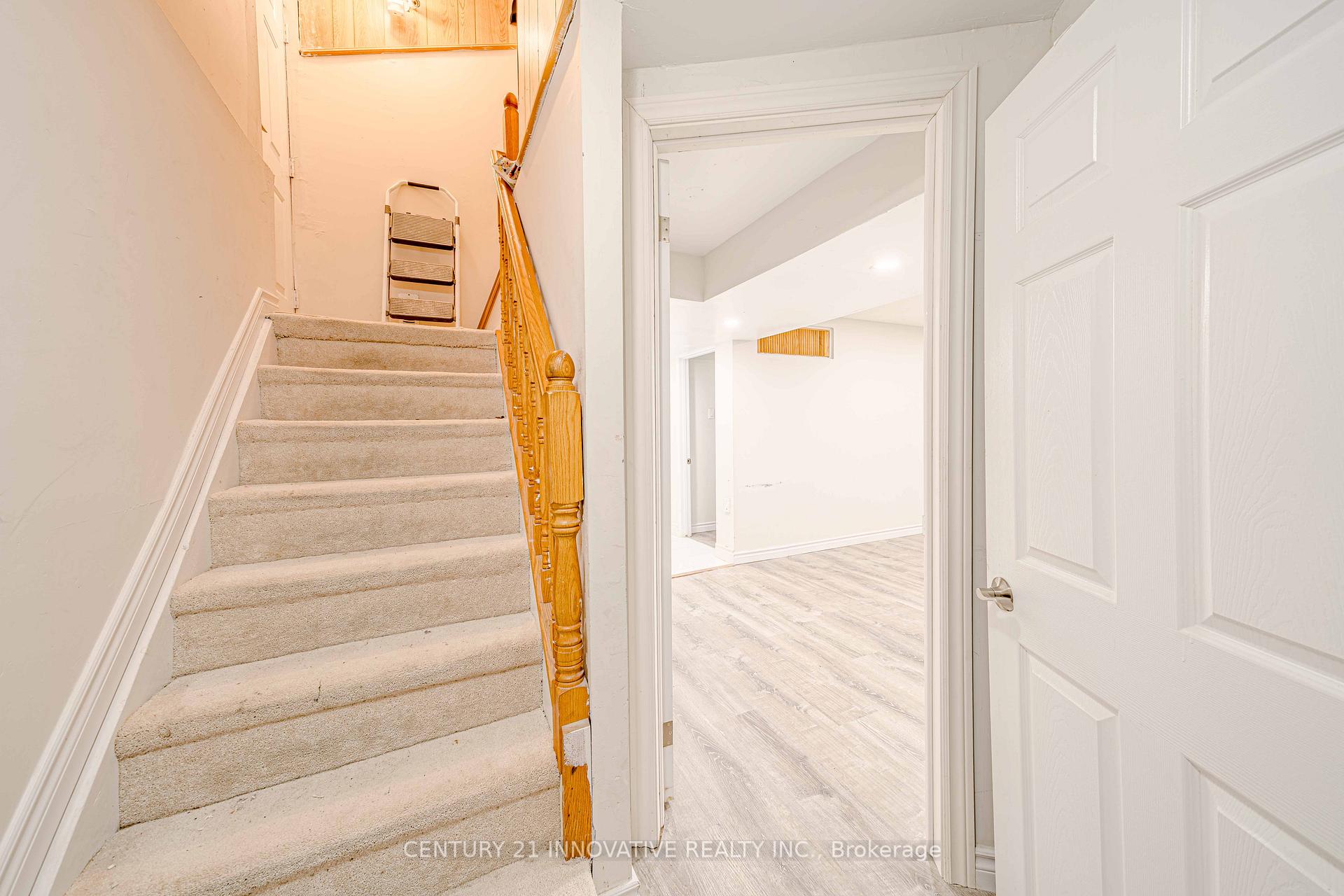 Photo 3 of Unit Bsmt, 148 William Honey Crescent, Markham, Middlefield — HOMEH