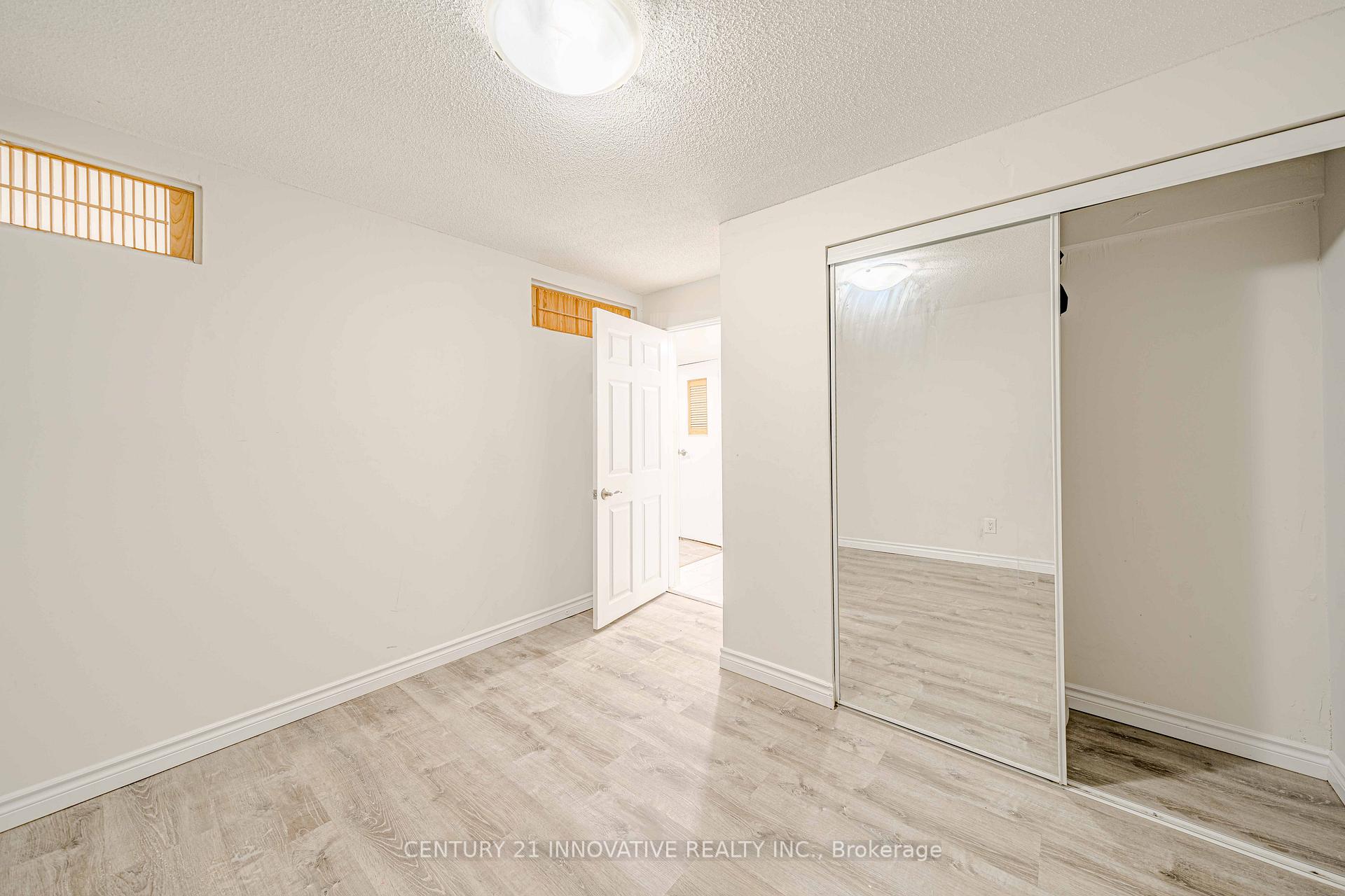 Photo 12 of Unit Bsmt, 148 William Honey Crescent, Markham, Middlefield — HOMEH