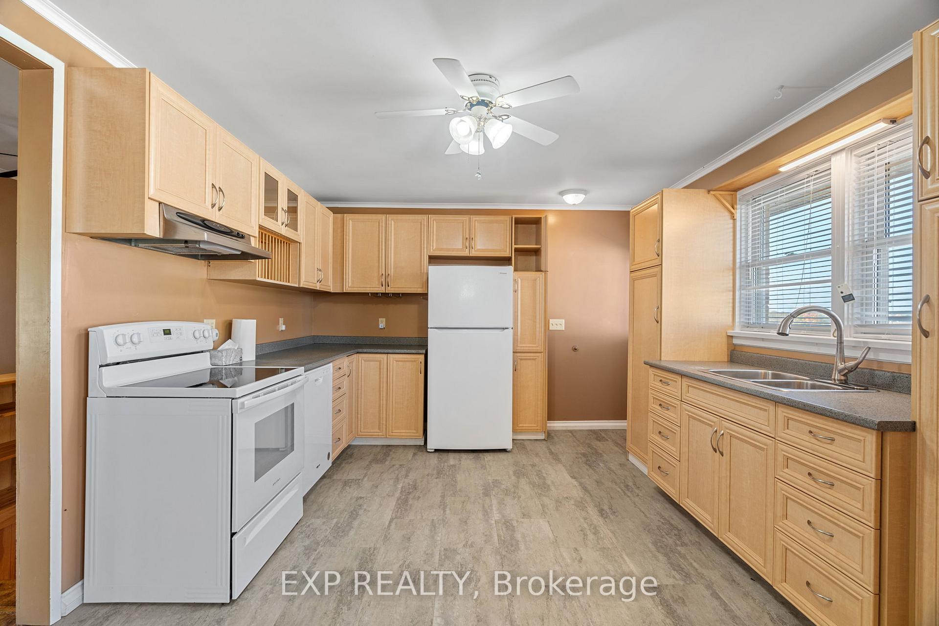 Photo 14 of 2444 Elginfield Road, North Middlesex, Rural North Middlesex — HOMEH
