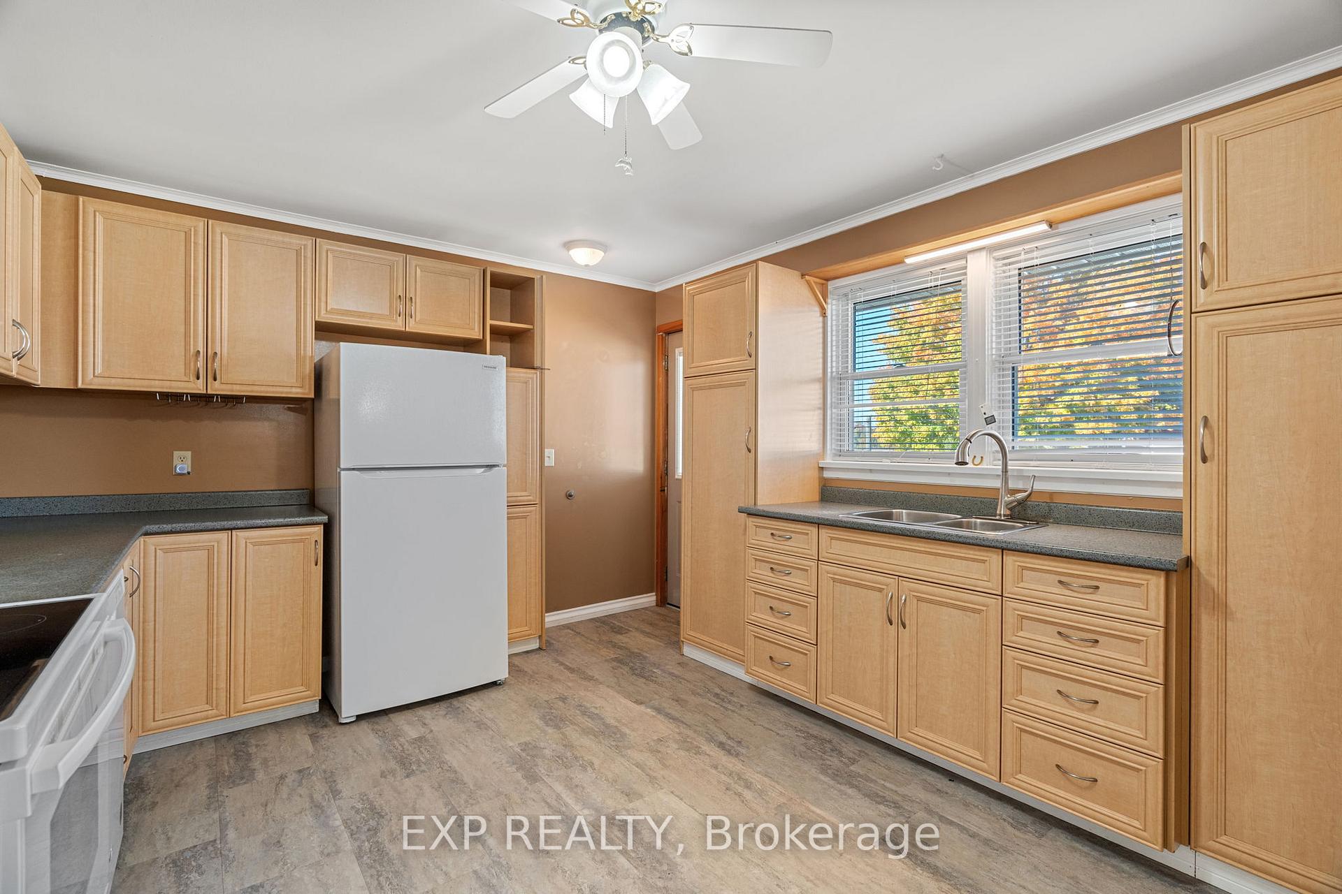 Photo 15 of 2444 Elginfield Road, North Middlesex, Rural North Middlesex — HOMEH