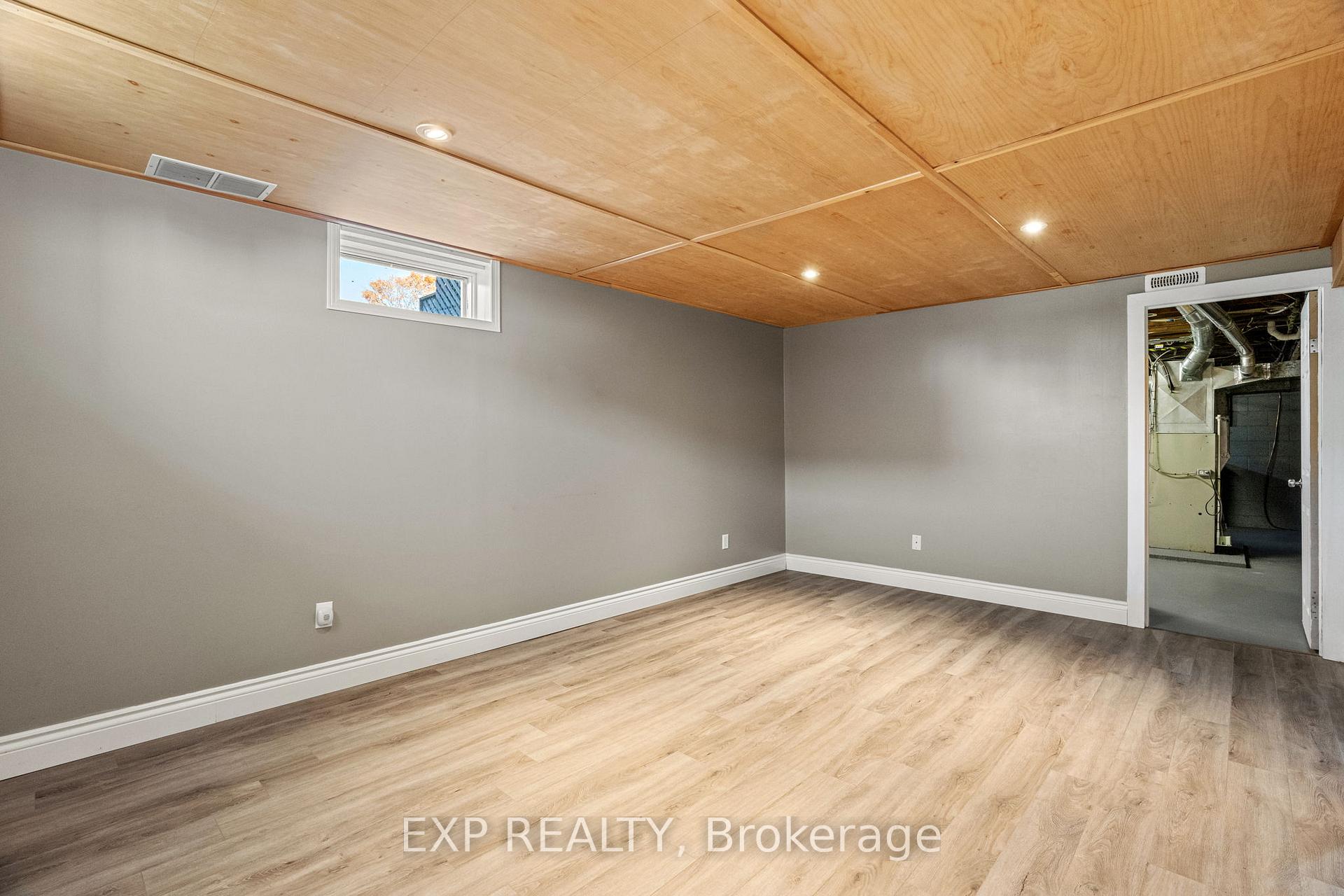 Photo 24 of 2444 Elginfield Road, North Middlesex, Rural North Middlesex — HOMEH
