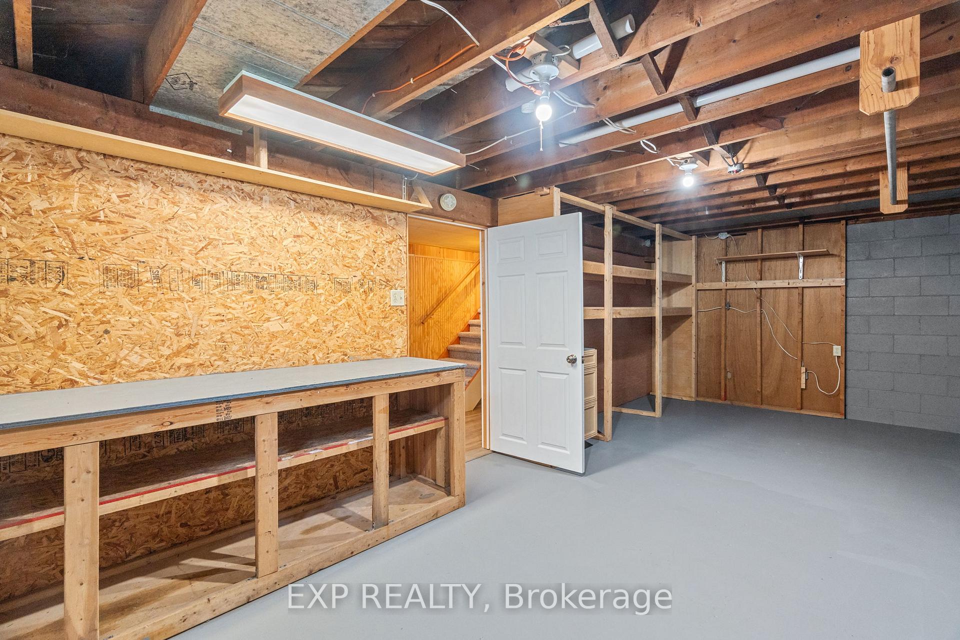 Photo 30 of 2444 Elginfield Road, North Middlesex, Rural North Middlesex — HOMEH