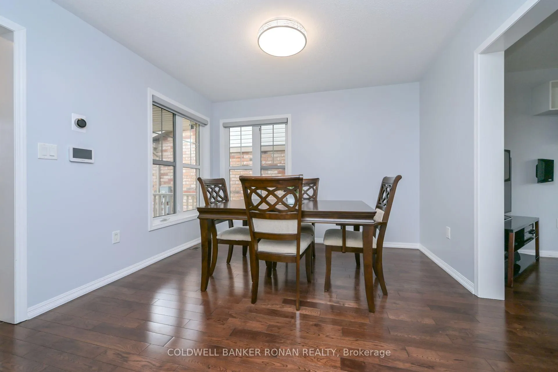Photo 5 of 18 Ferris Lane, New Tecumseth, Alliston — HOMEH