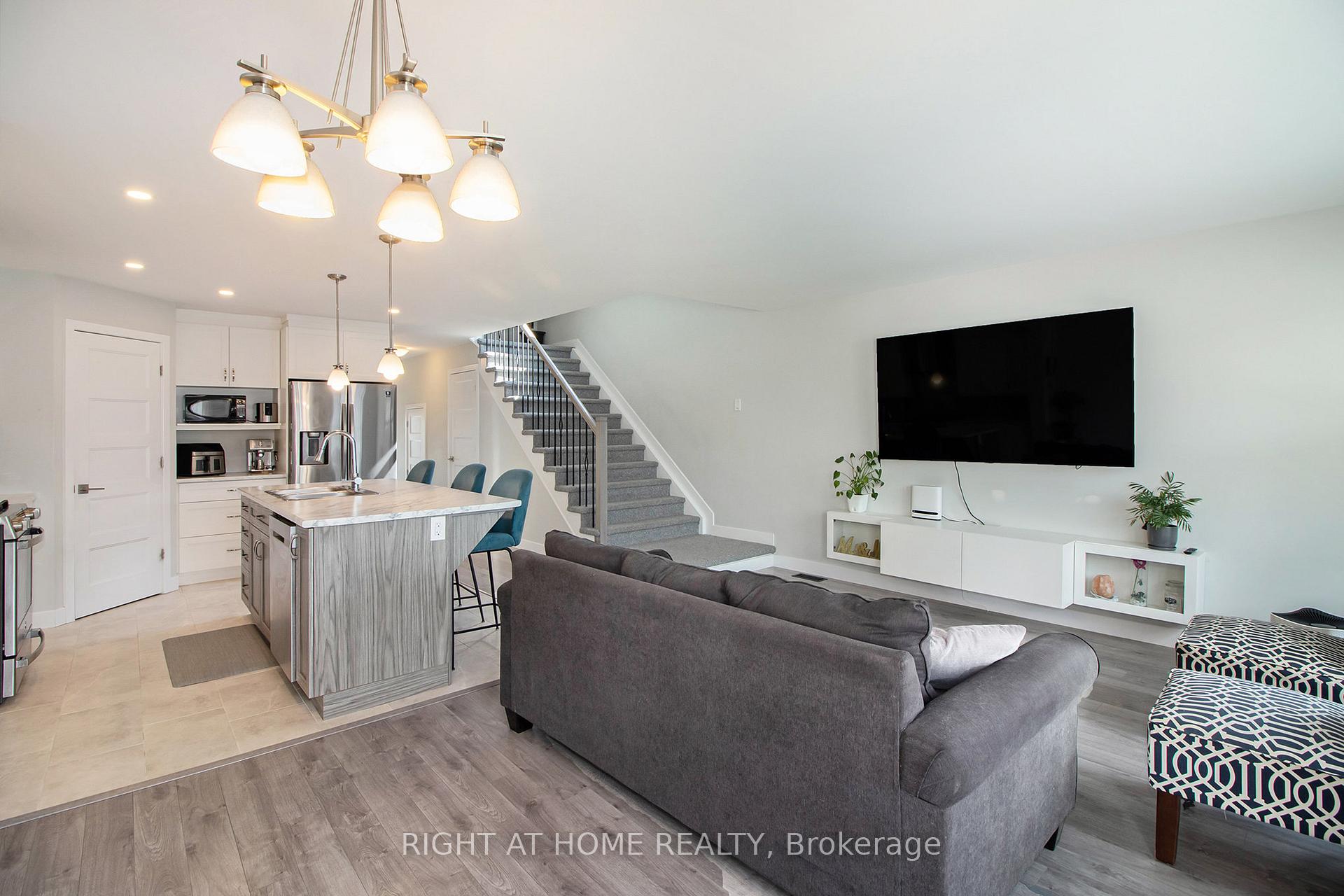 Photo 7 of Unit A, 3 Flagstone Private Lane, North Stormont, North Stormont (Finch) Twp — HOMEH