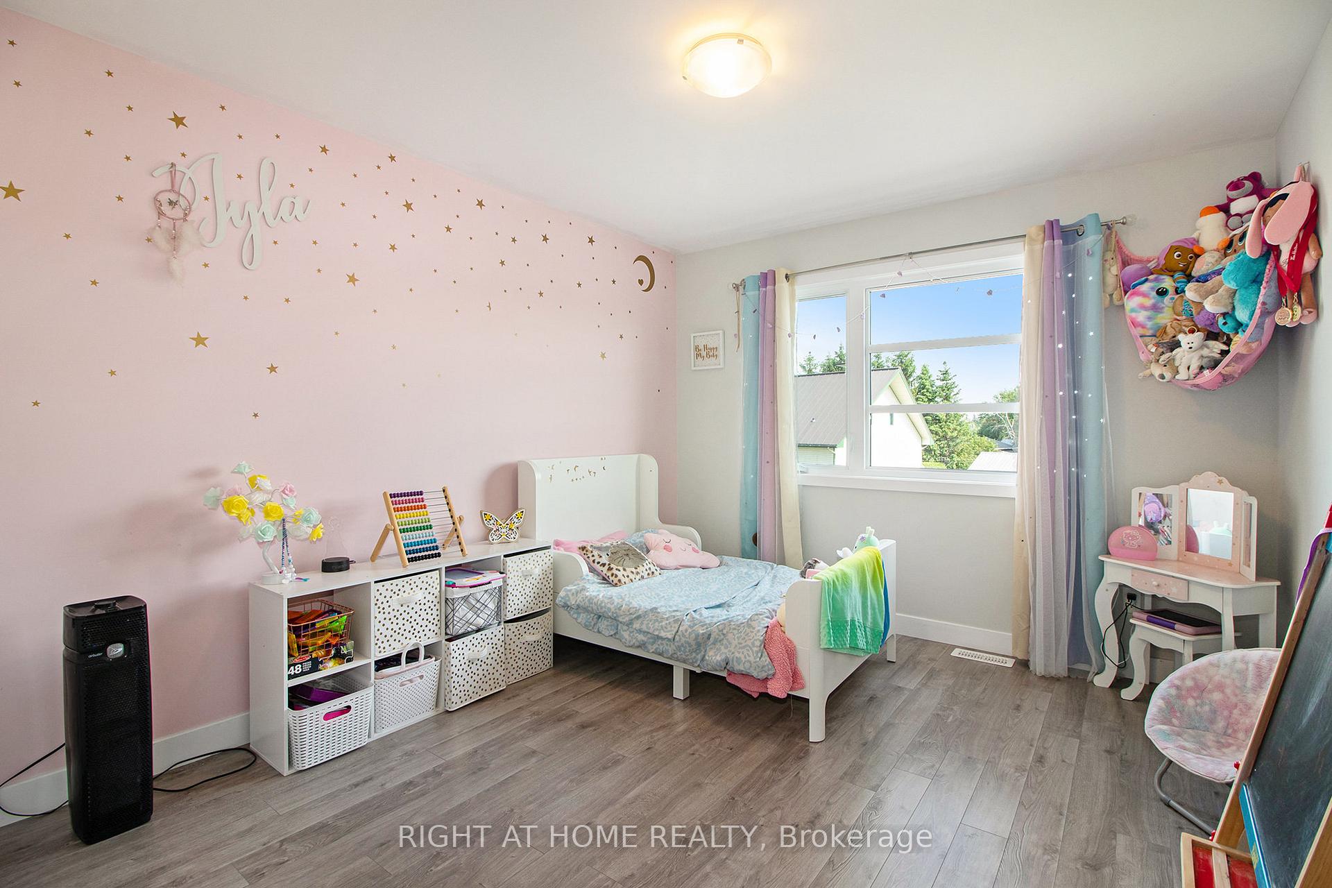 Photo 18 of Unit A, 3 Flagstone Private Lane, North Stormont, North Stormont (Finch) Twp — HOMEH