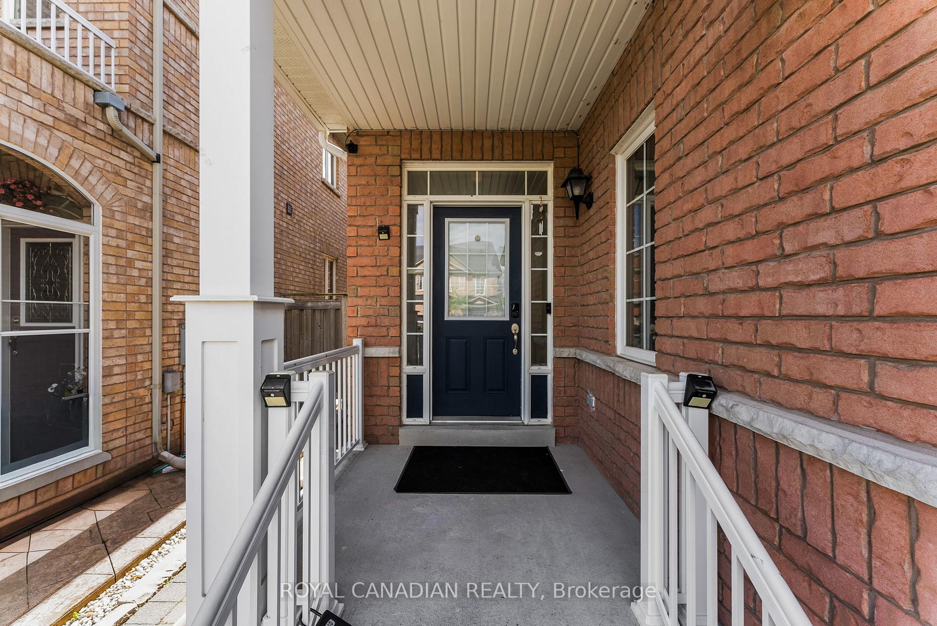 Photo 6 of 4699 Centretown Way, Mississauga, Hurontario — HOMEH
