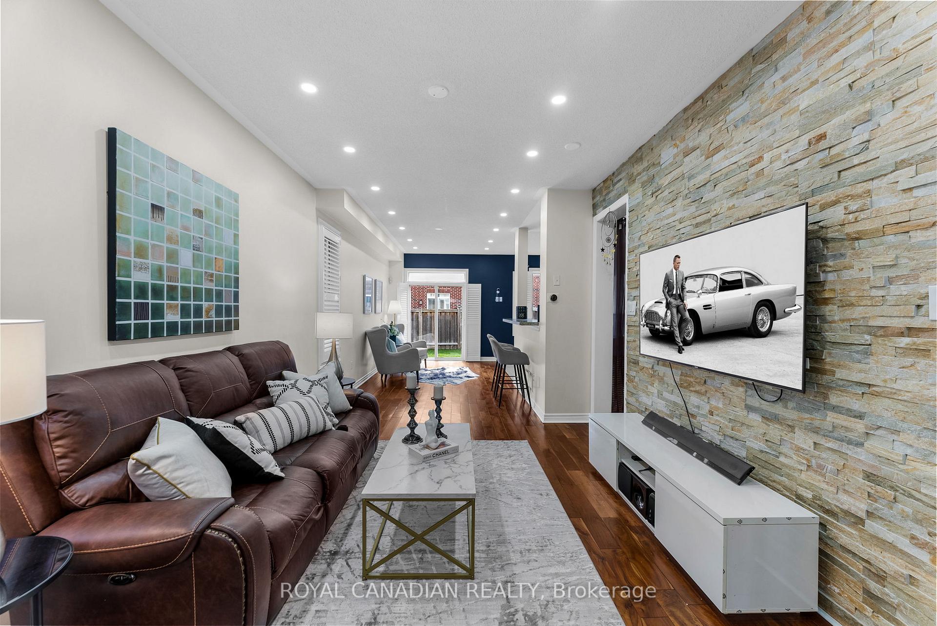 Photo 8 of 4699 Centretown Way, Mississauga, Hurontario — HOMEH