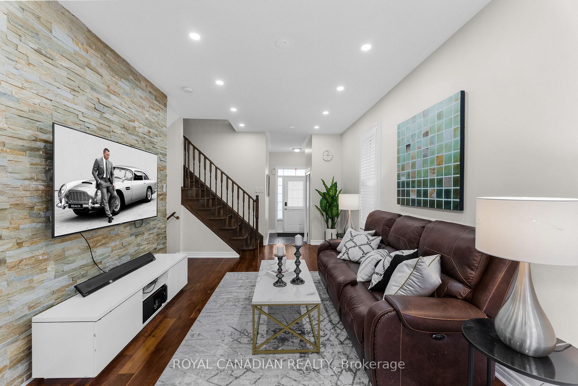 Photo 9 of 4699 Centretown Way, Mississauga, Hurontario — HOMEH