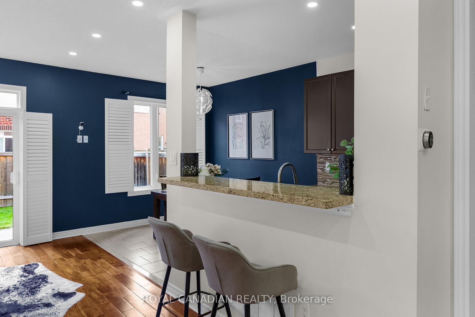 Photo 11 of 4699 Centretown Way, Mississauga, Hurontario — HOMEH