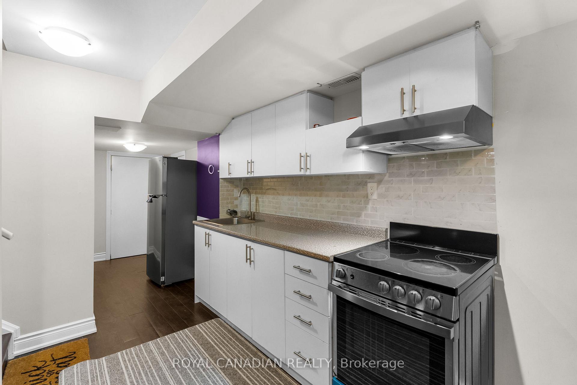 Photo 32 of 4699 Centretown Way, Mississauga, Hurontario — HOMEH