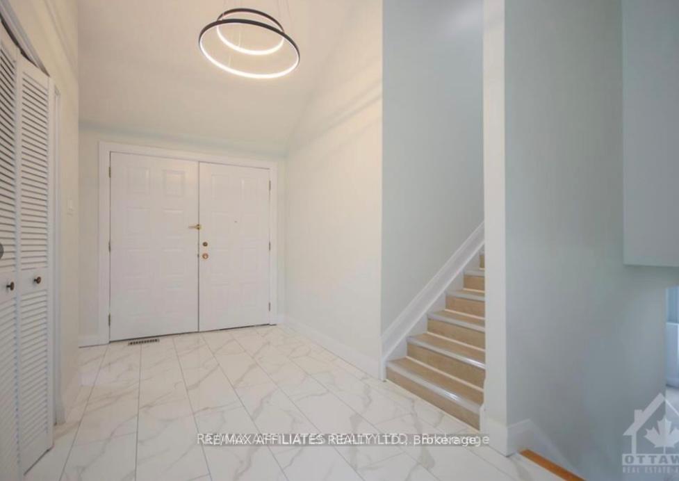 Photo 2 of 4343 Innes Road, Ottawa, Queenswood Heights South — HOMEH