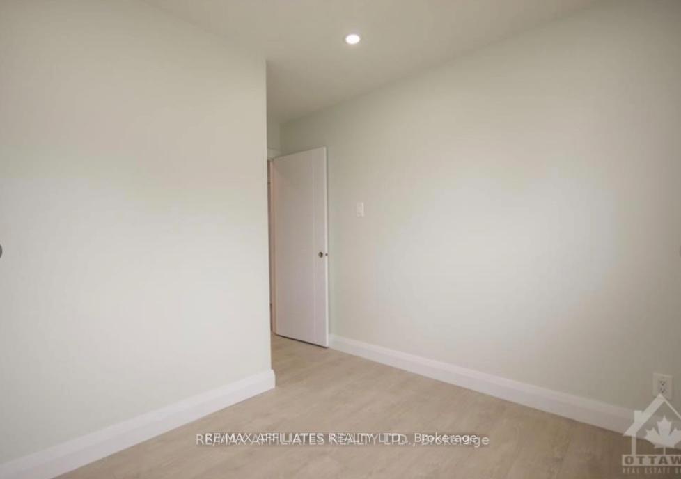 Photo 13 of 4343 Innes Road, Ottawa, Queenswood Heights South — HOMEH