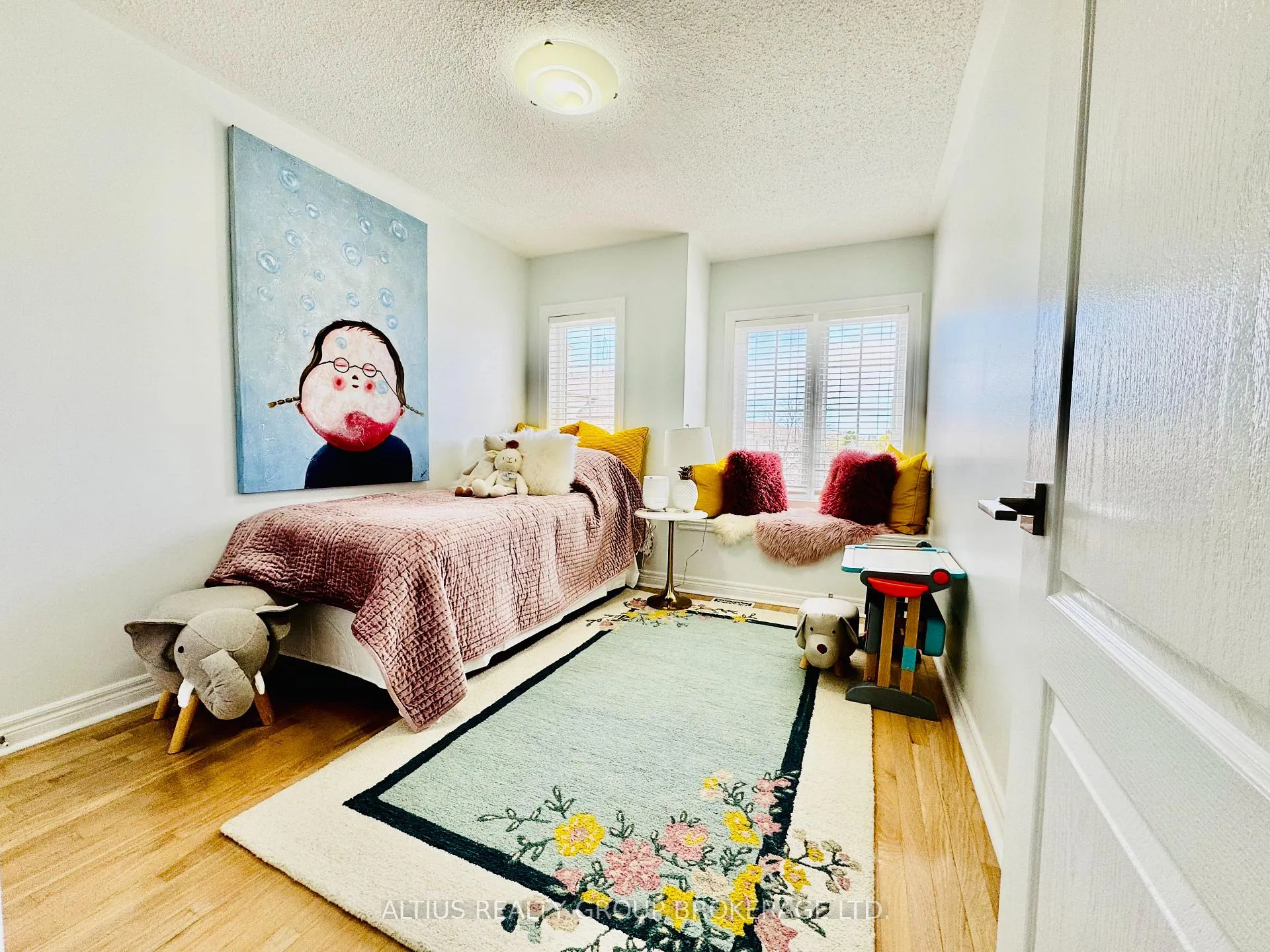 Photo 13 of Unit 9, 57 Cordoba Drive S, Vaughan, Lakeview Estates — HOMEH