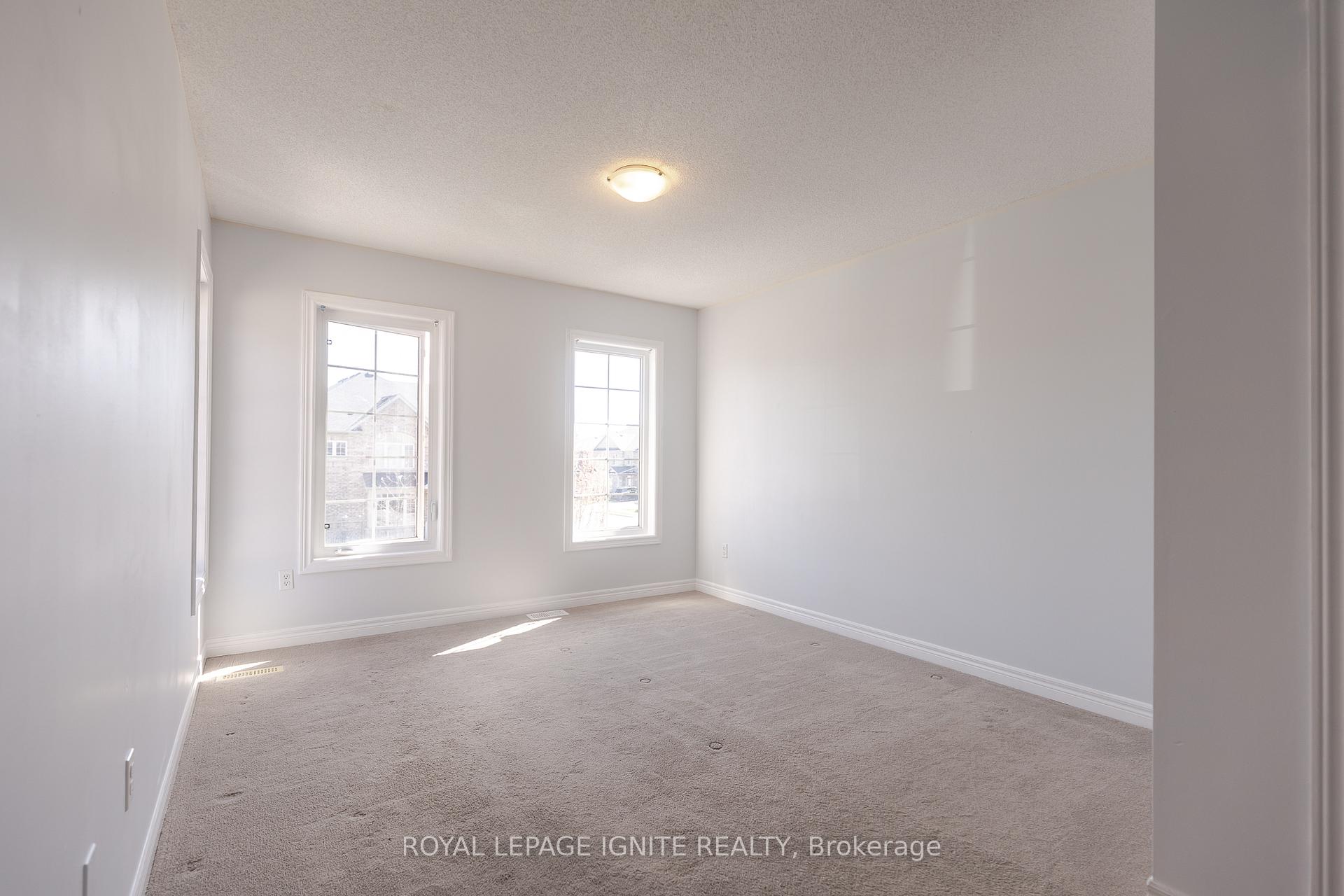 Photo 6 of 5402 Bellaggio Crescent, Mississauga, East Credit — HOMEH
