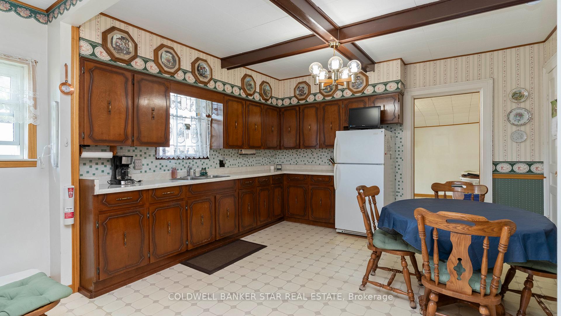 Photo 12 of 117 Jameson Street, North Middlesex, Alisa Craig — HOMEH