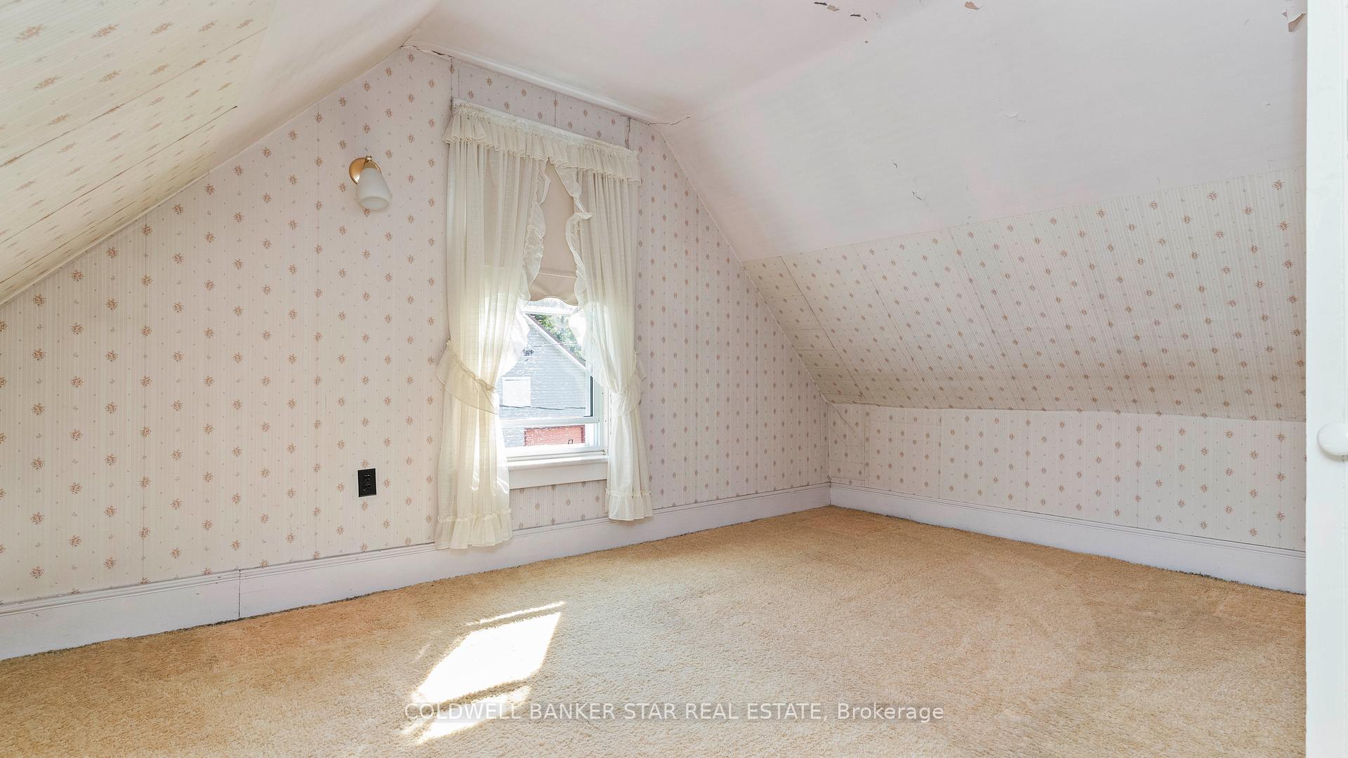 Photo 21 of 117 Jameson Street, North Middlesex, Alisa Craig — HOMEH