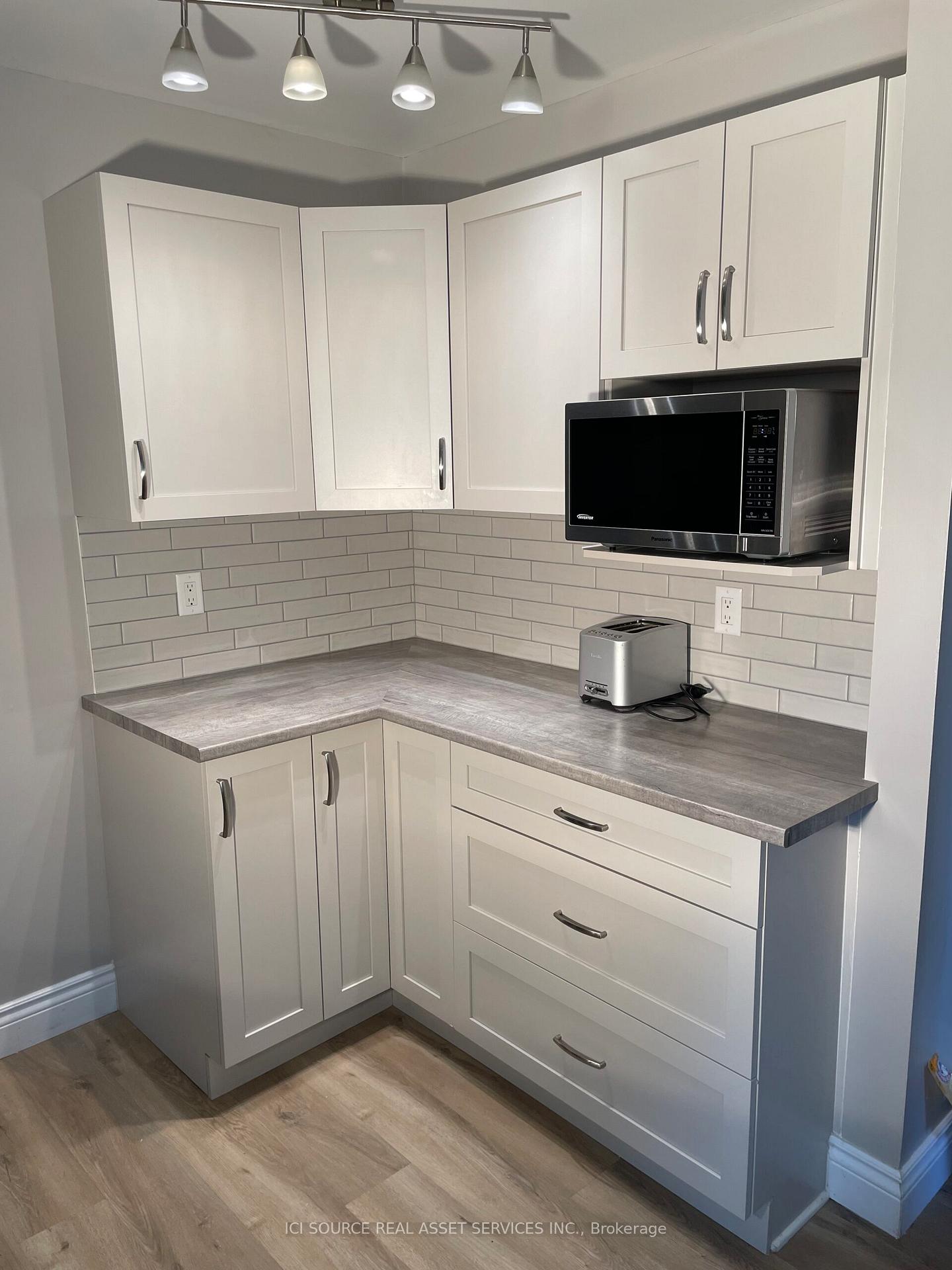 Photo 4 of 1792 Bromont Way, Ottawa, Chateauneuf — HOMEH