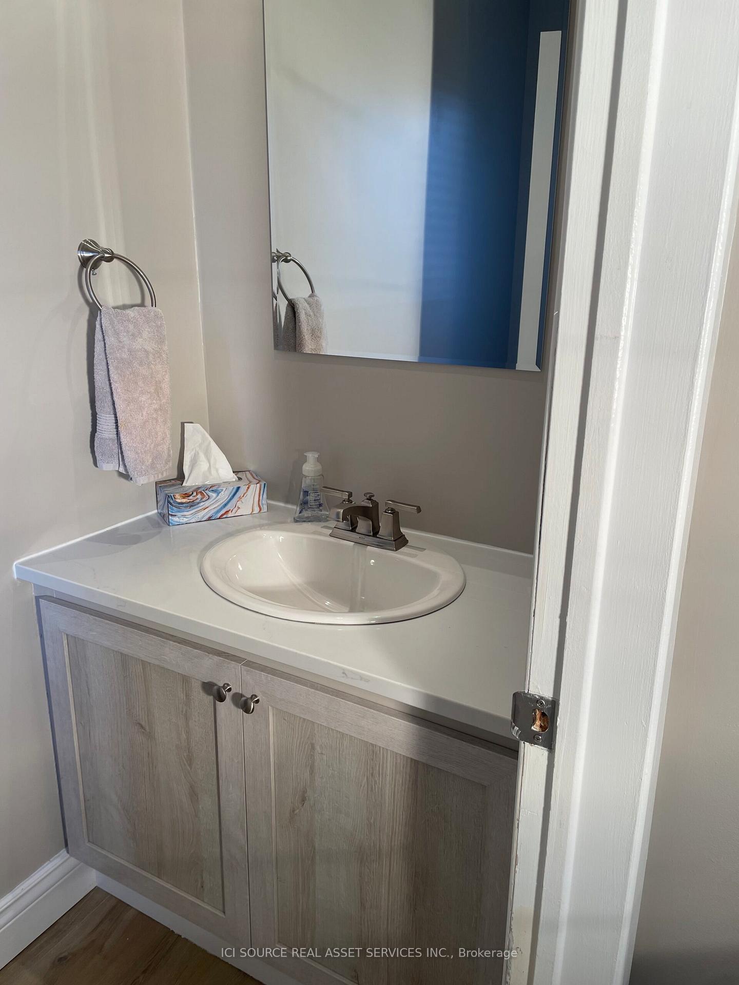 Photo 6 of 1792 Bromont Way, Ottawa, Chateauneuf — HOMEH