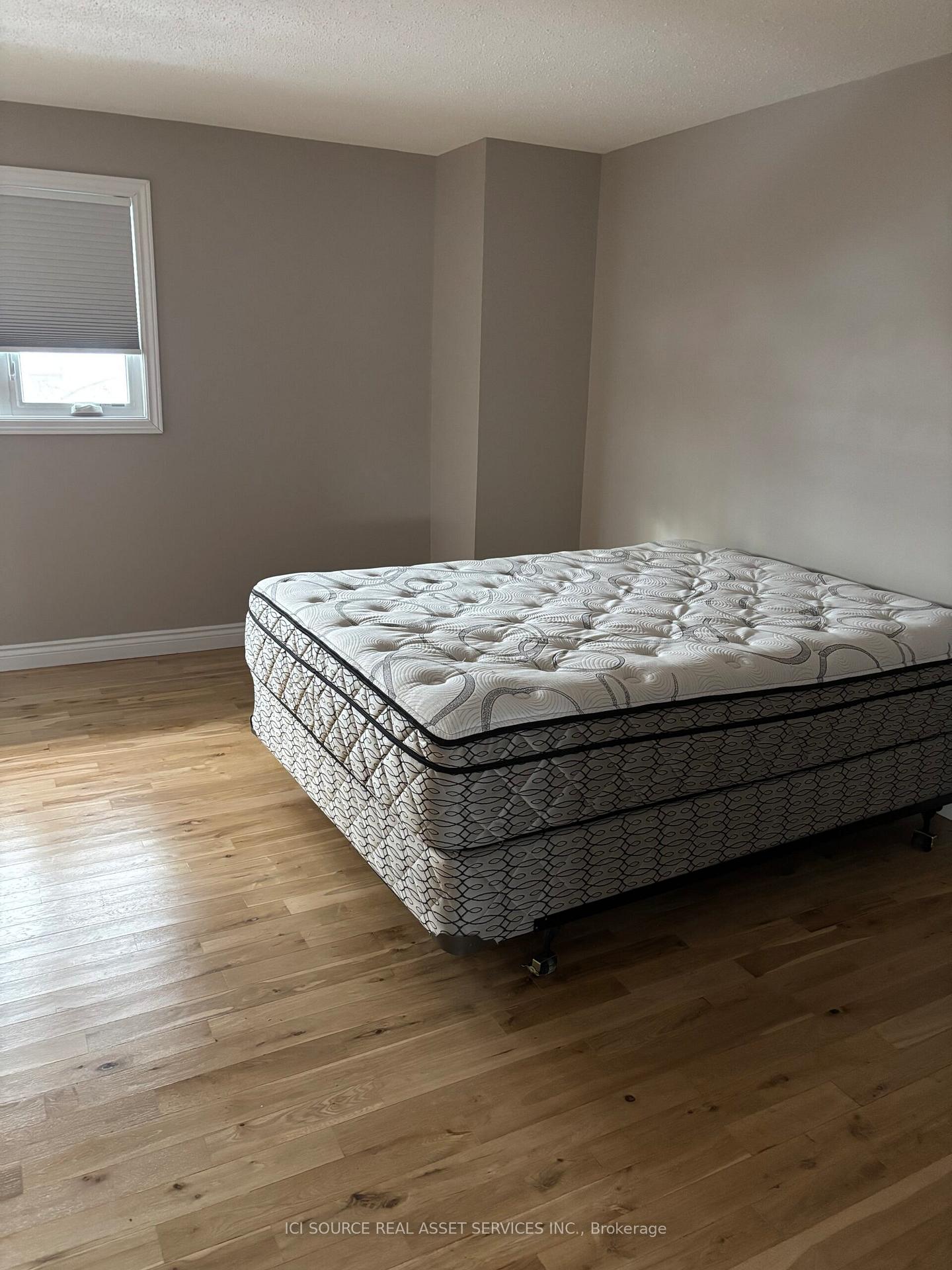 Photo 7 of 1792 Bromont Way, Ottawa, Chateauneuf — HOMEH