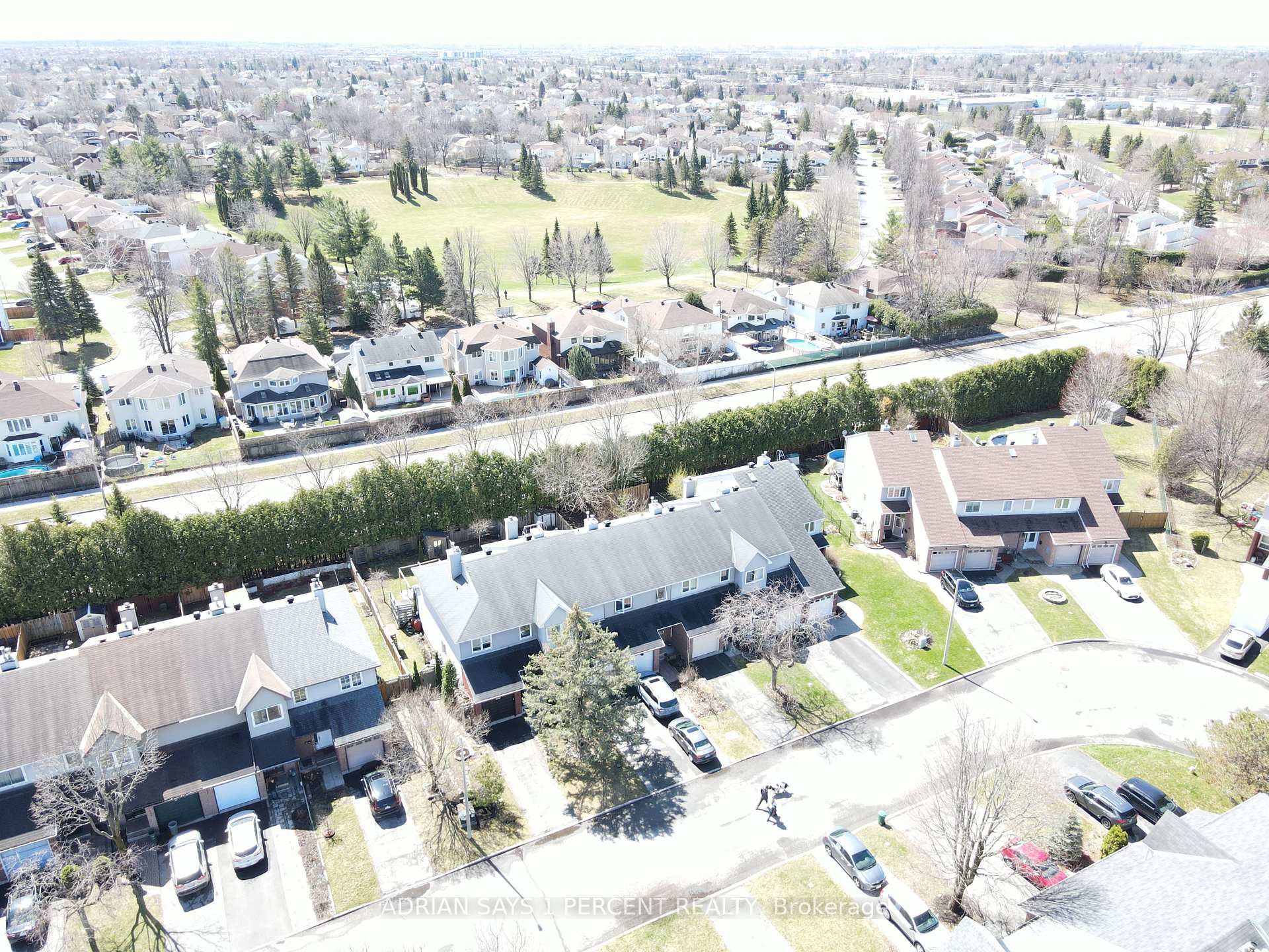 Photo 4 of 1545 Briarfield Crescent, Ottawa, Fallingbrook/Ridgemount — HOMEH