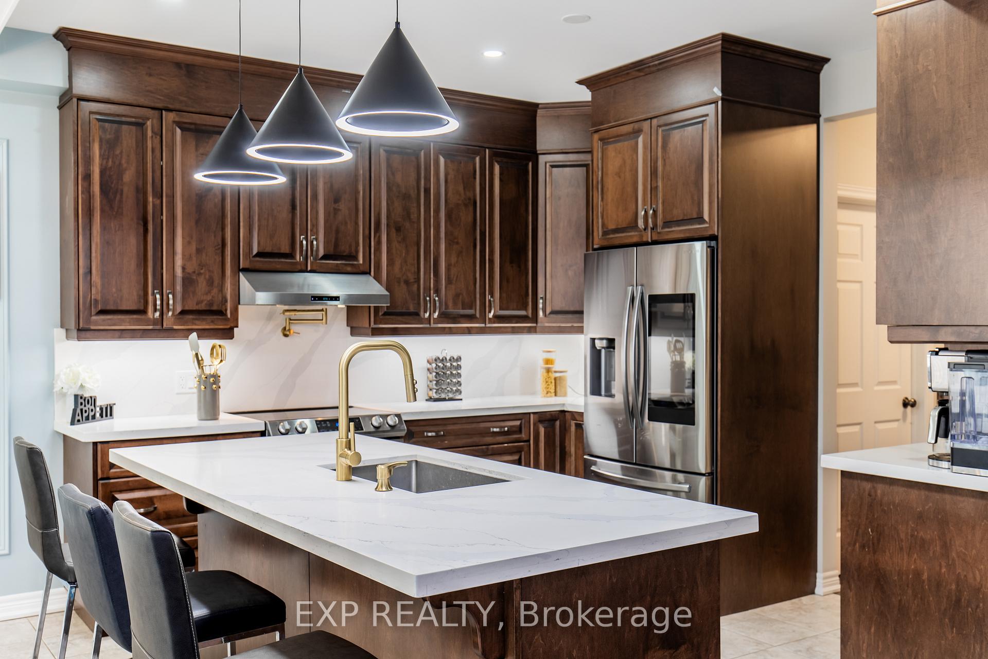 Photo 10 of 6544 Sam Iorfida Drive, Niagara Falls, Oldfield — HOMEH