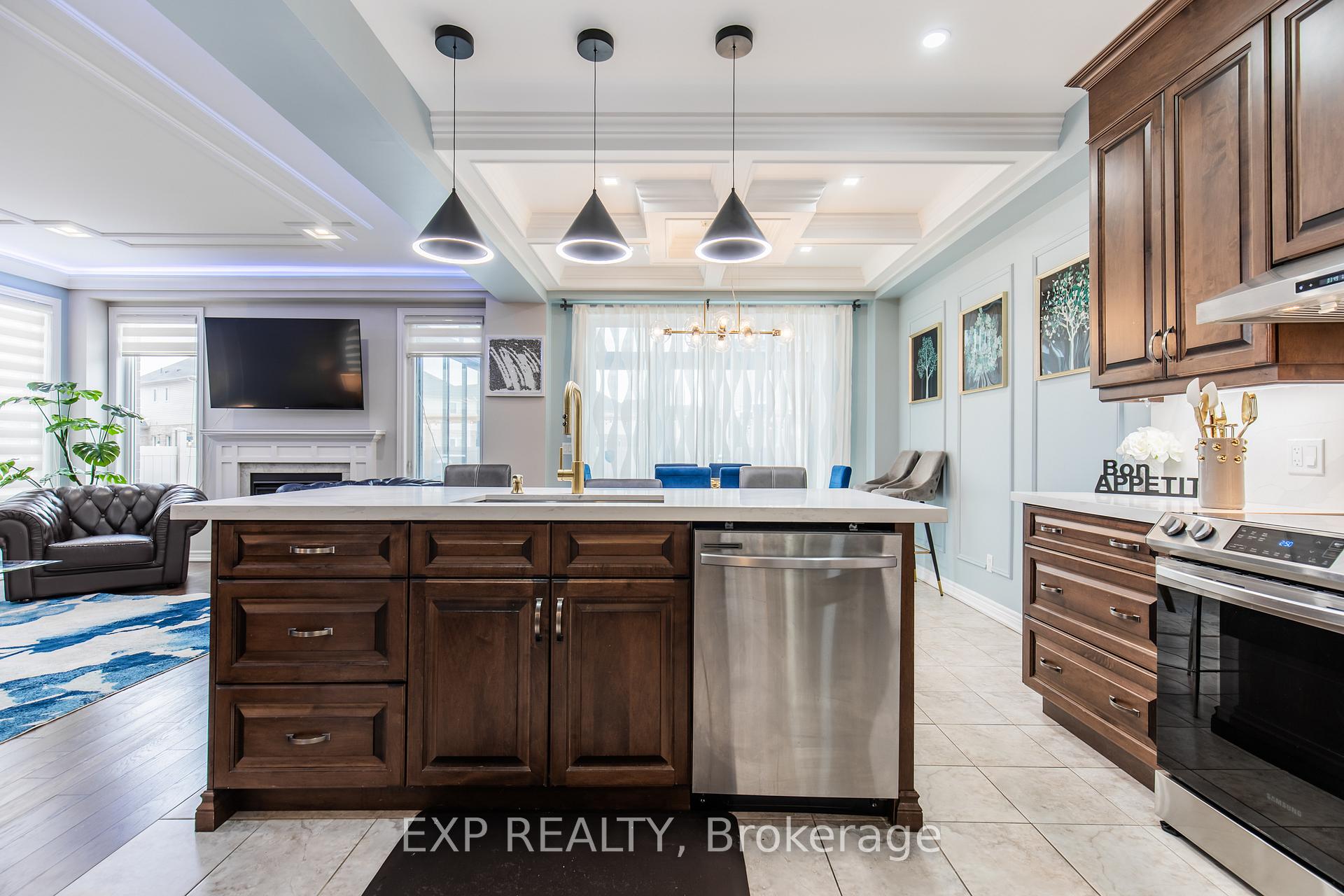 Photo 12 of 6544 Sam Iorfida Drive, Niagara Falls, Oldfield — HOMEH