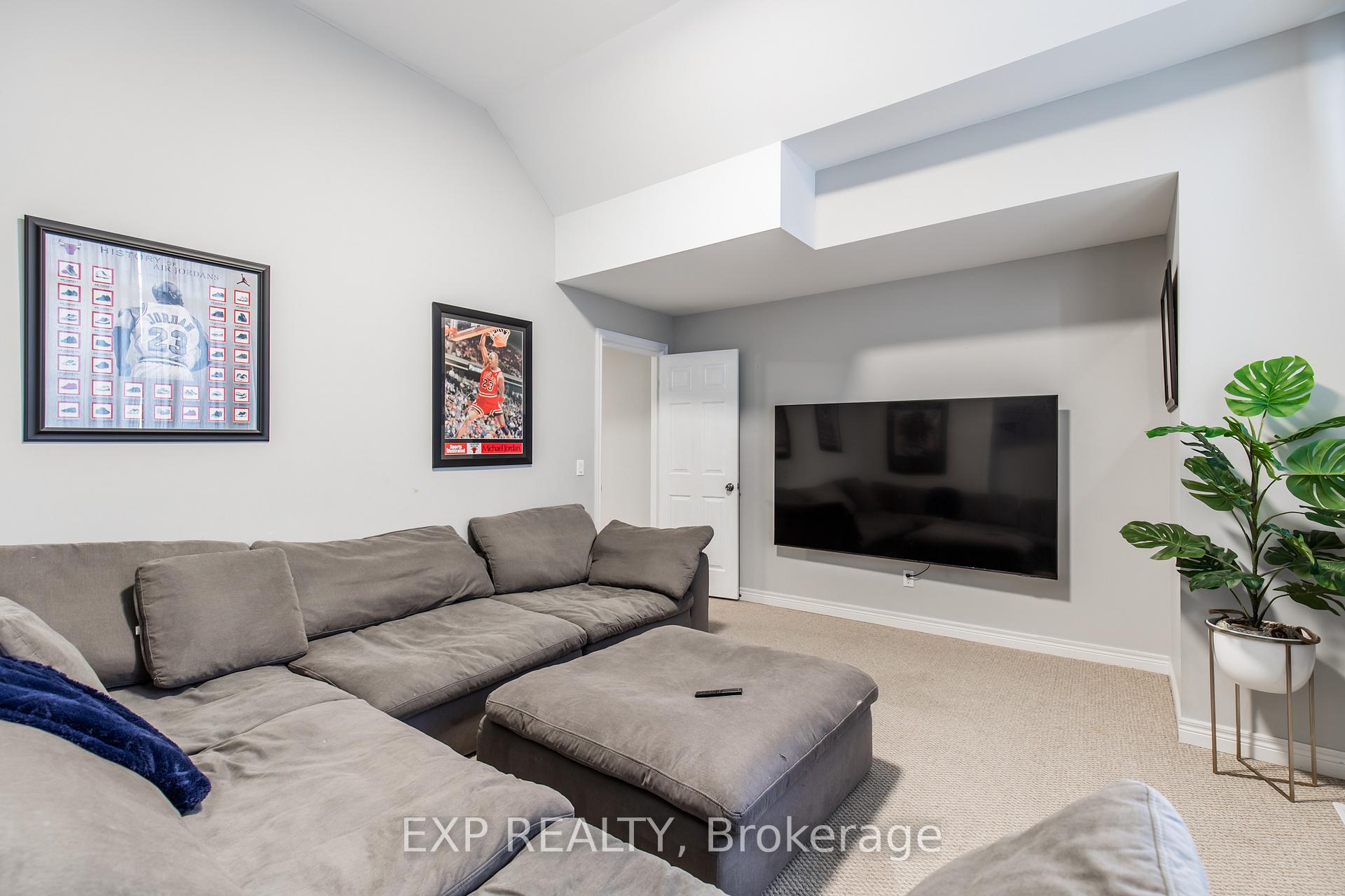 Photo 17 of 6544 Sam Iorfida Drive, Niagara Falls, Oldfield — HOMEH