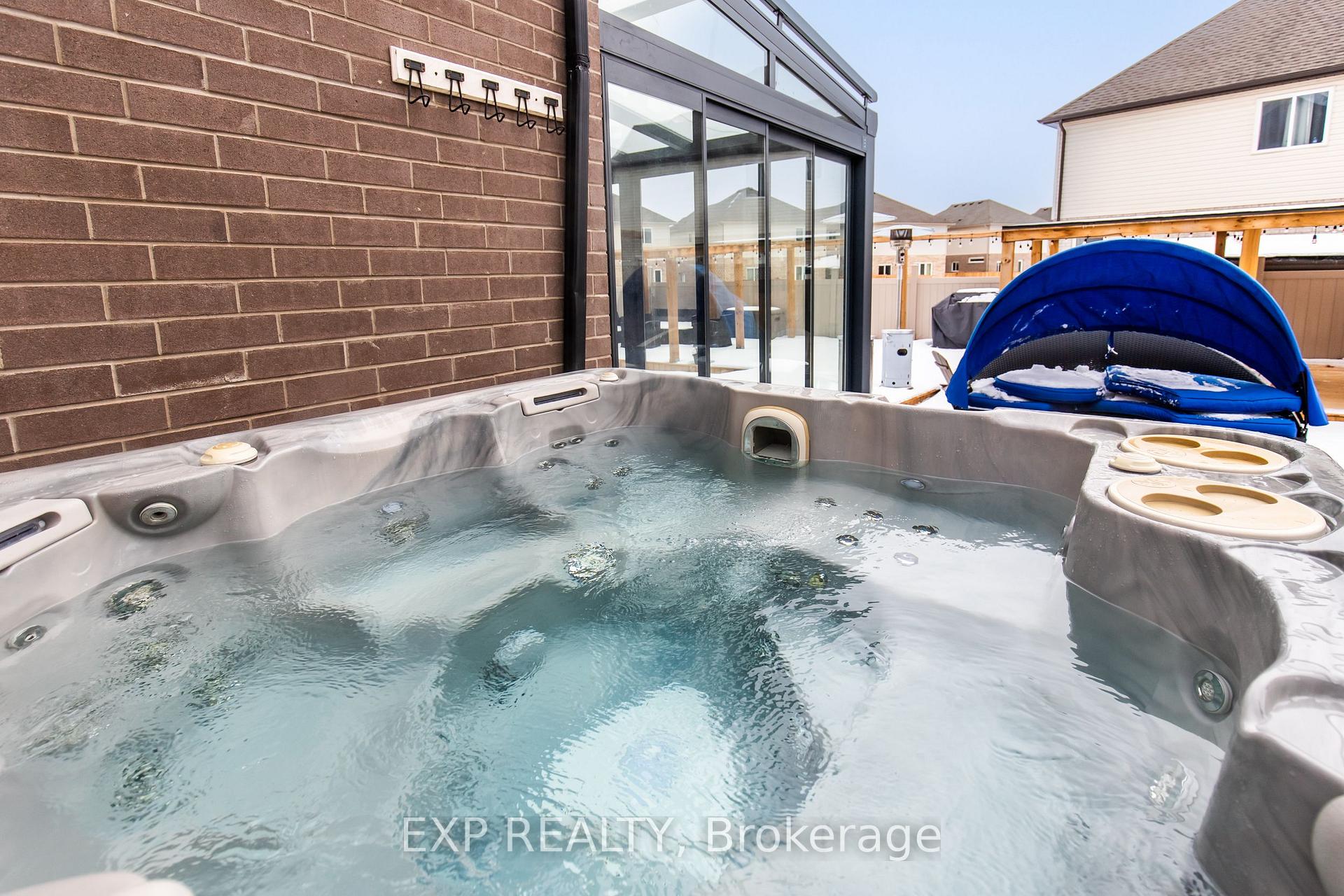 Photo 34 of 6544 Sam Iorfida Drive, Niagara Falls, Oldfield — HOMEH