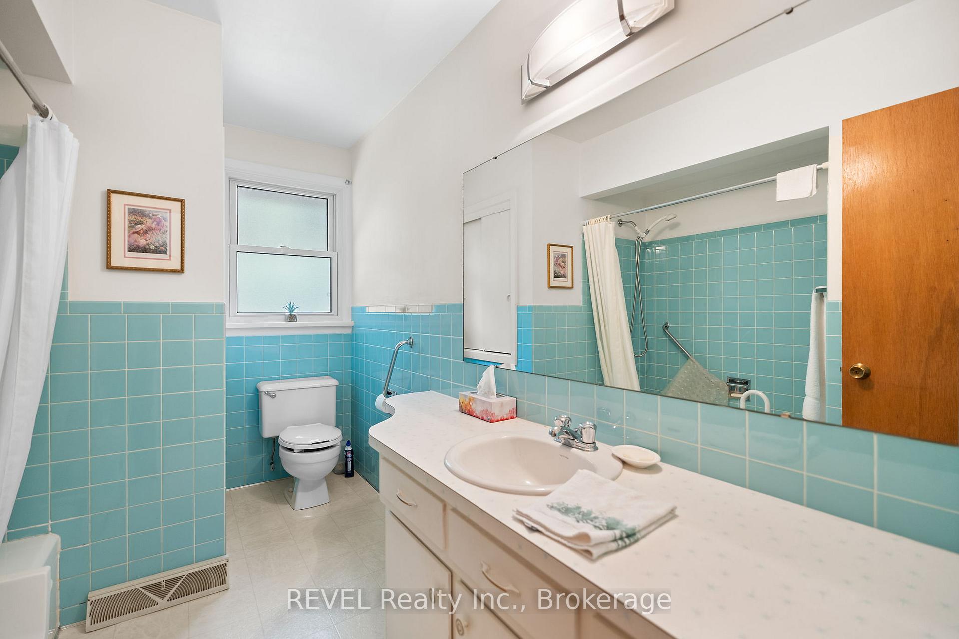 Photo 23 of 5548 Hodgson Avenue, Niagara Falls, Ascot — HOMEH