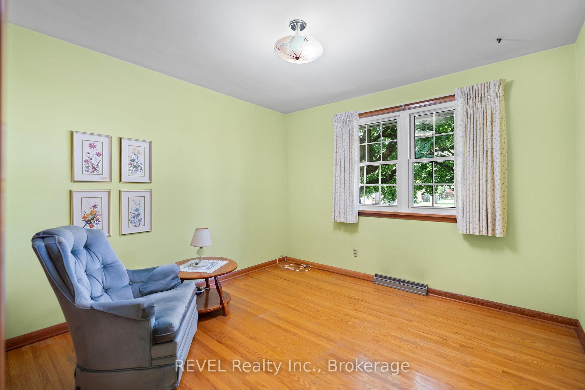 Photo 25 of 5548 Hodgson Avenue, Niagara Falls, Ascot — HOMEH