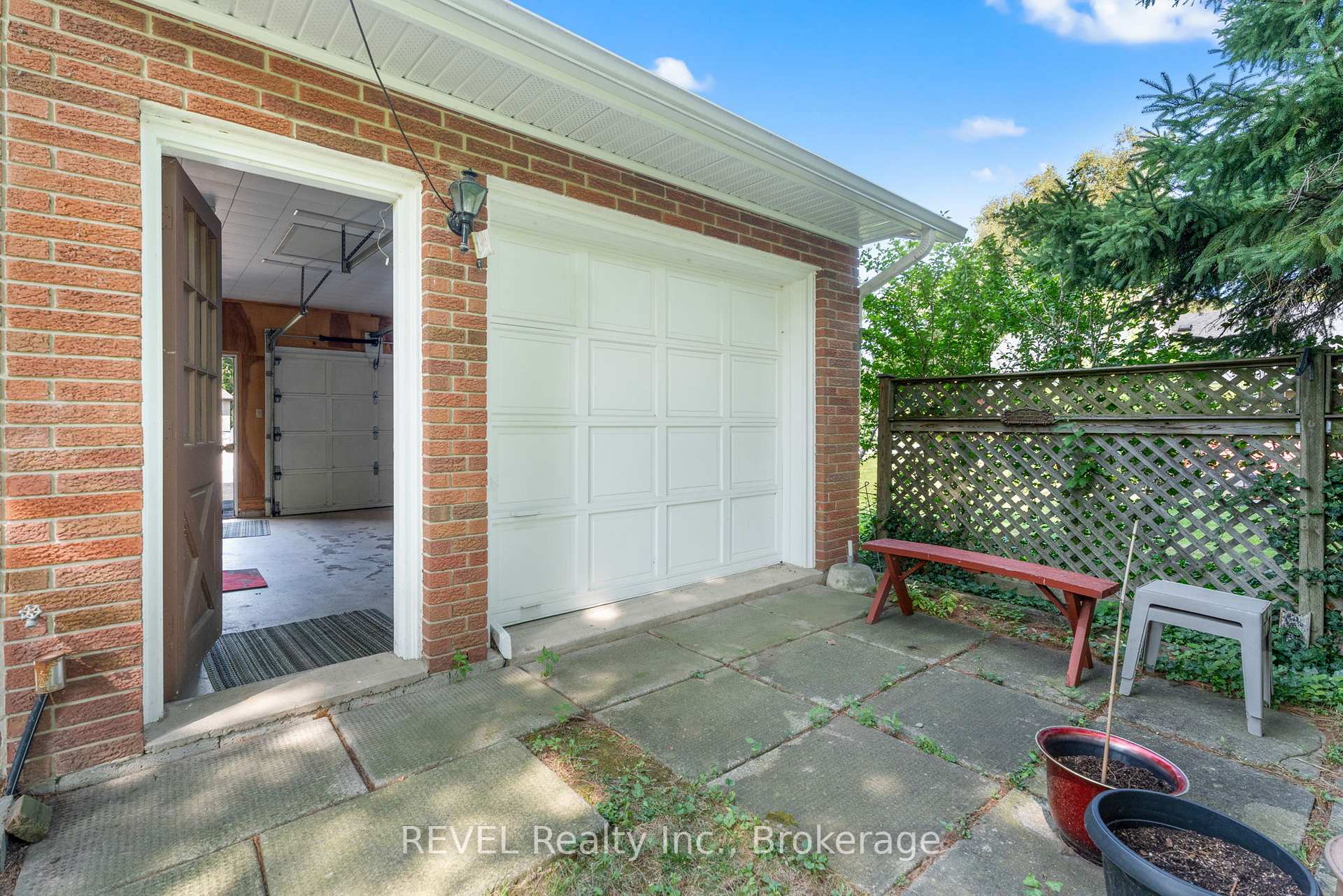 Photo 37 of 5548 Hodgson Avenue, Niagara Falls, Ascot — HOMEH