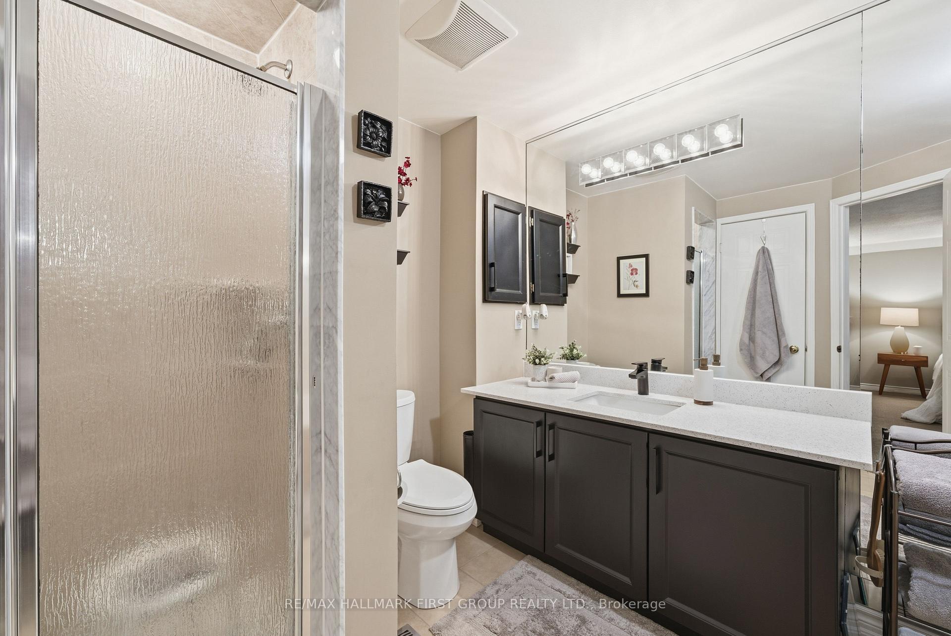 Photo 20 of 858 Bennett Court, Oshawa, Pinecrest — HOMEH
