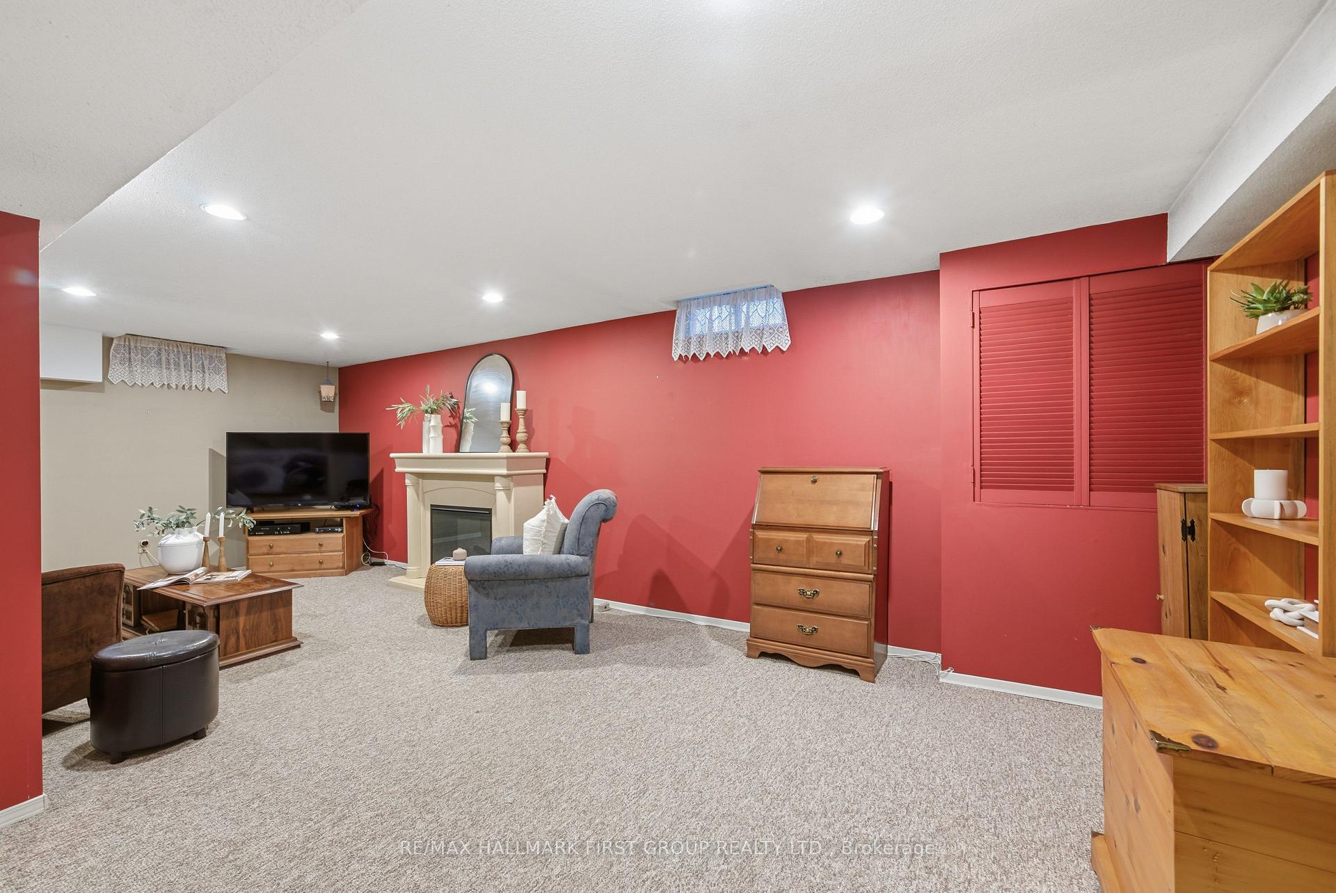 Photo 28 of 858 Bennett Court, Oshawa, Pinecrest — HOMEH