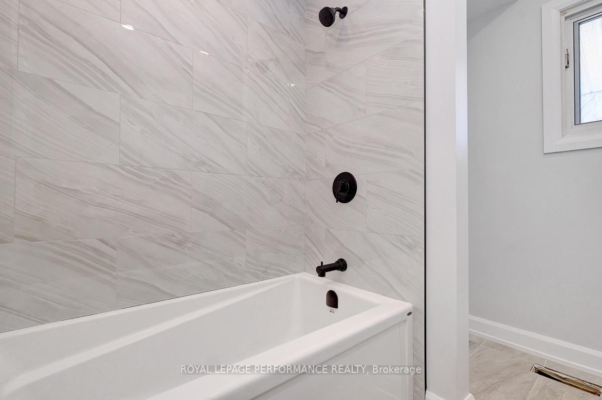 Photo 10 of Unit A, 882 Balsam Drive, Ottawa, Chatelaine Village — HOMEH