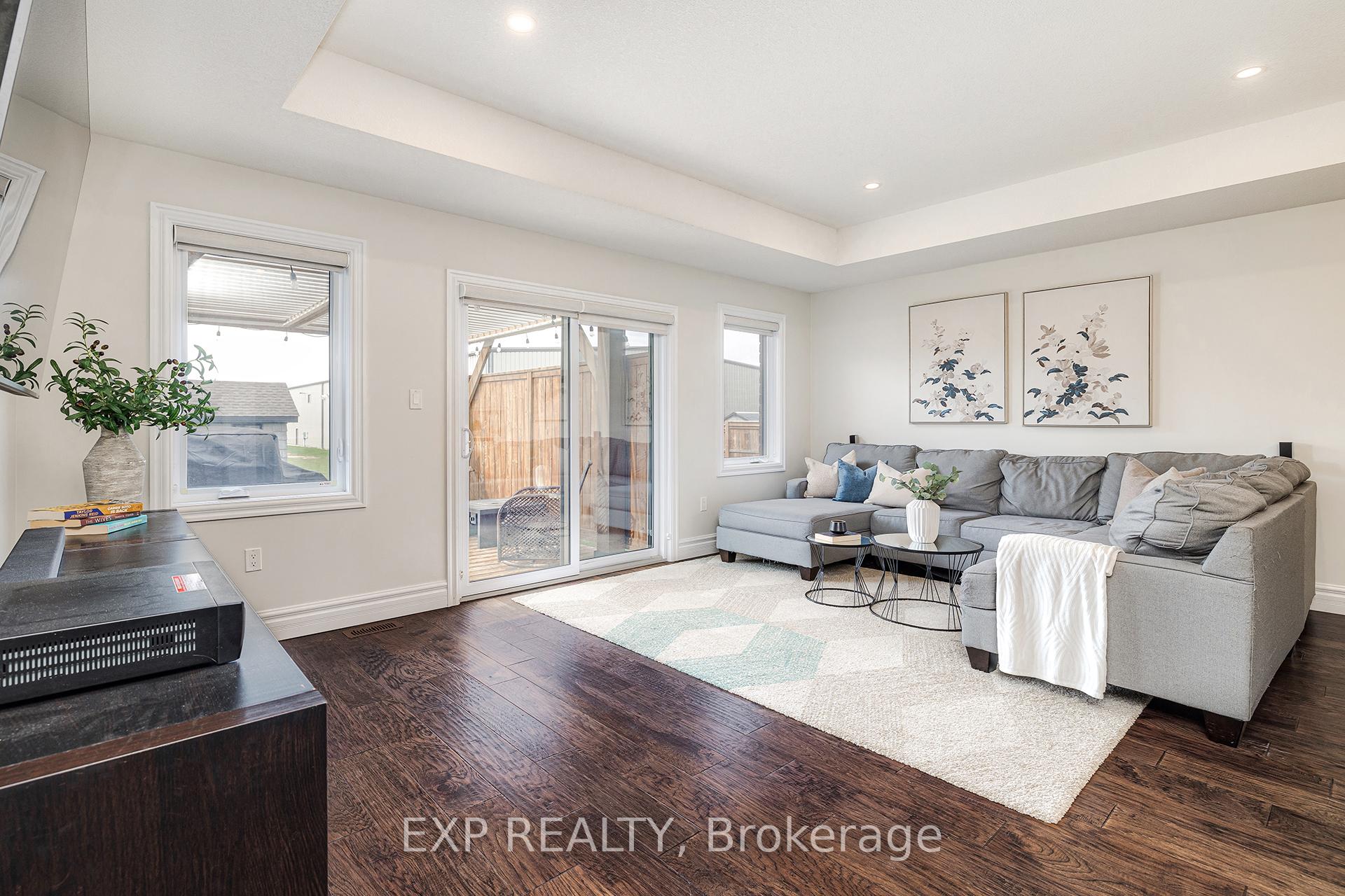 Photo 10 of 300 Krotz Street E, North Perth, Listowel — HOMEH